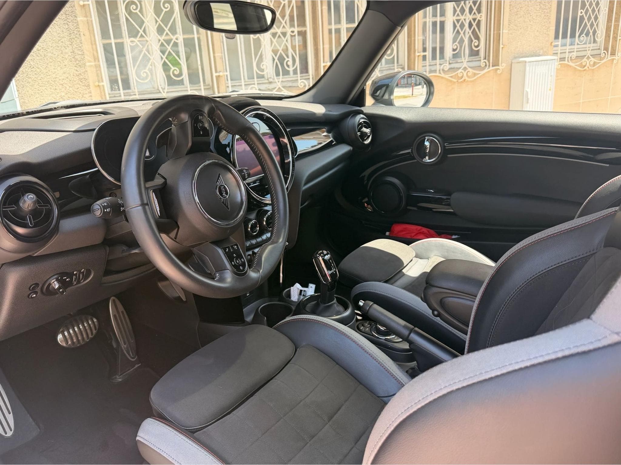 Mini Cooper S (JCW) (2022) - Photo 7