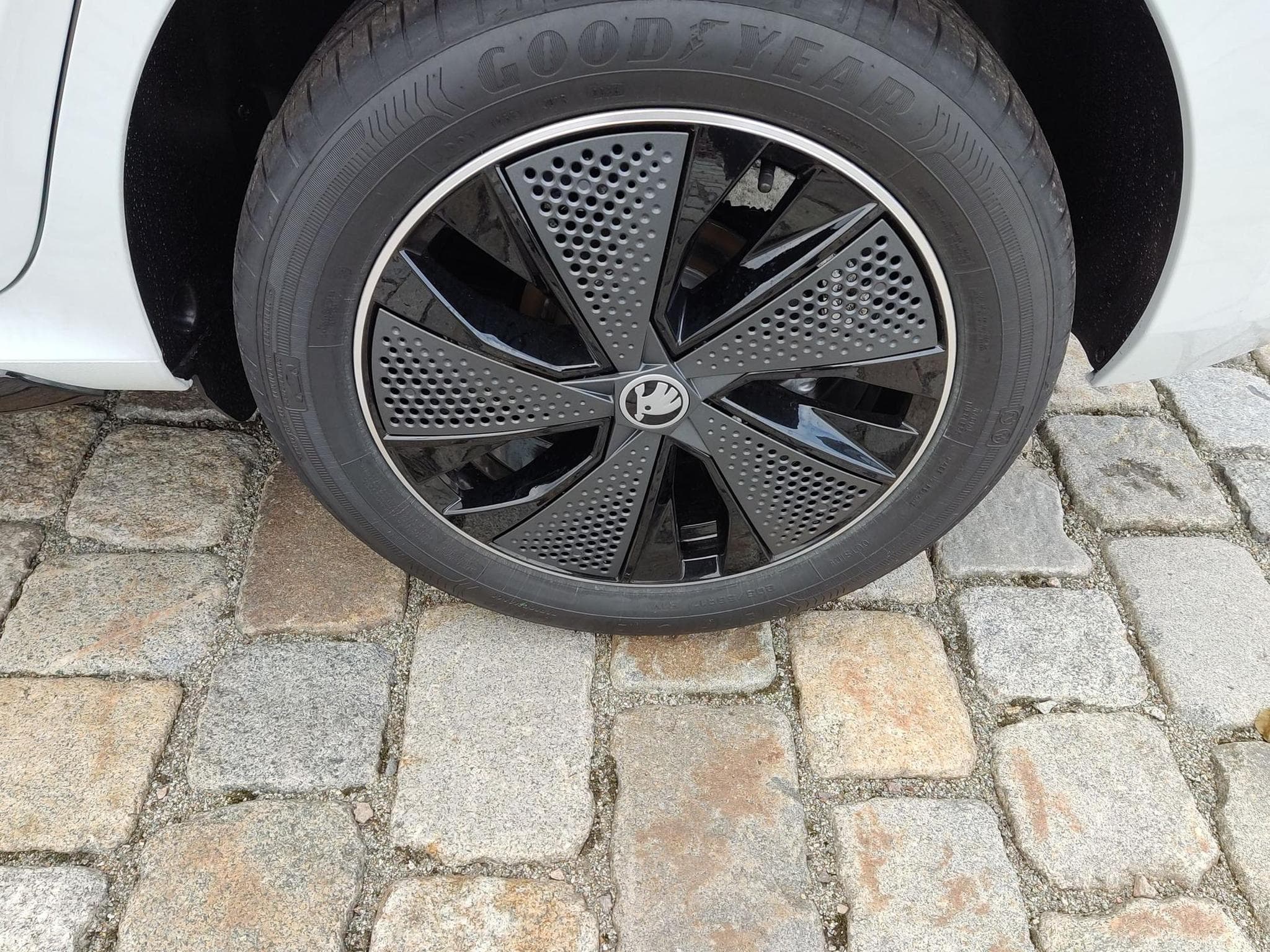 Skoda Kamiq Monte Carlo 1.5 (2026) - Foto 10