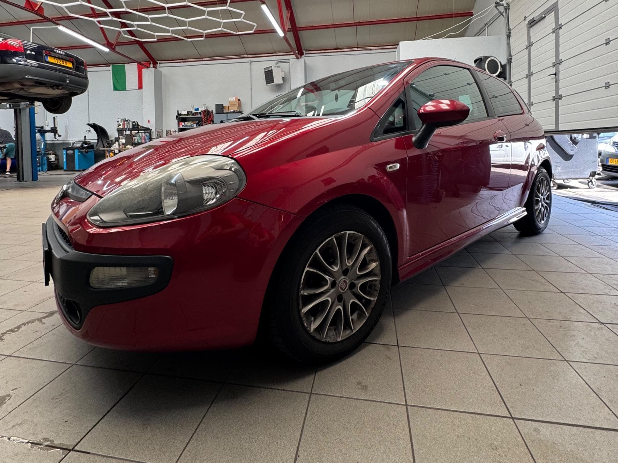 Fiat Punto 1.3 Diesel multijet (2010) - Photo 1