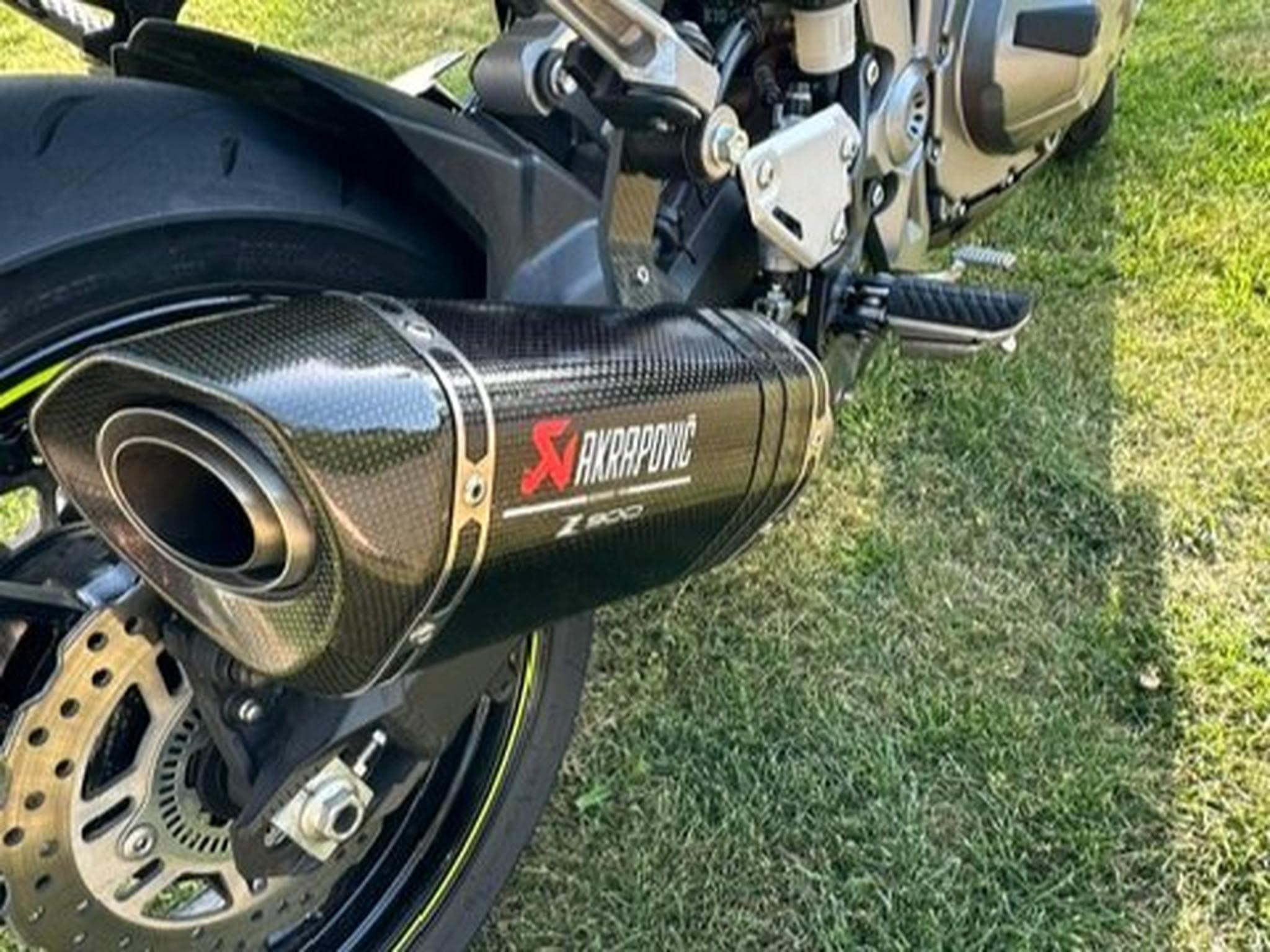 Kawasaki Z Kawasaki ZR900 ABS 125 Performance Pack (2018) - Photo 4