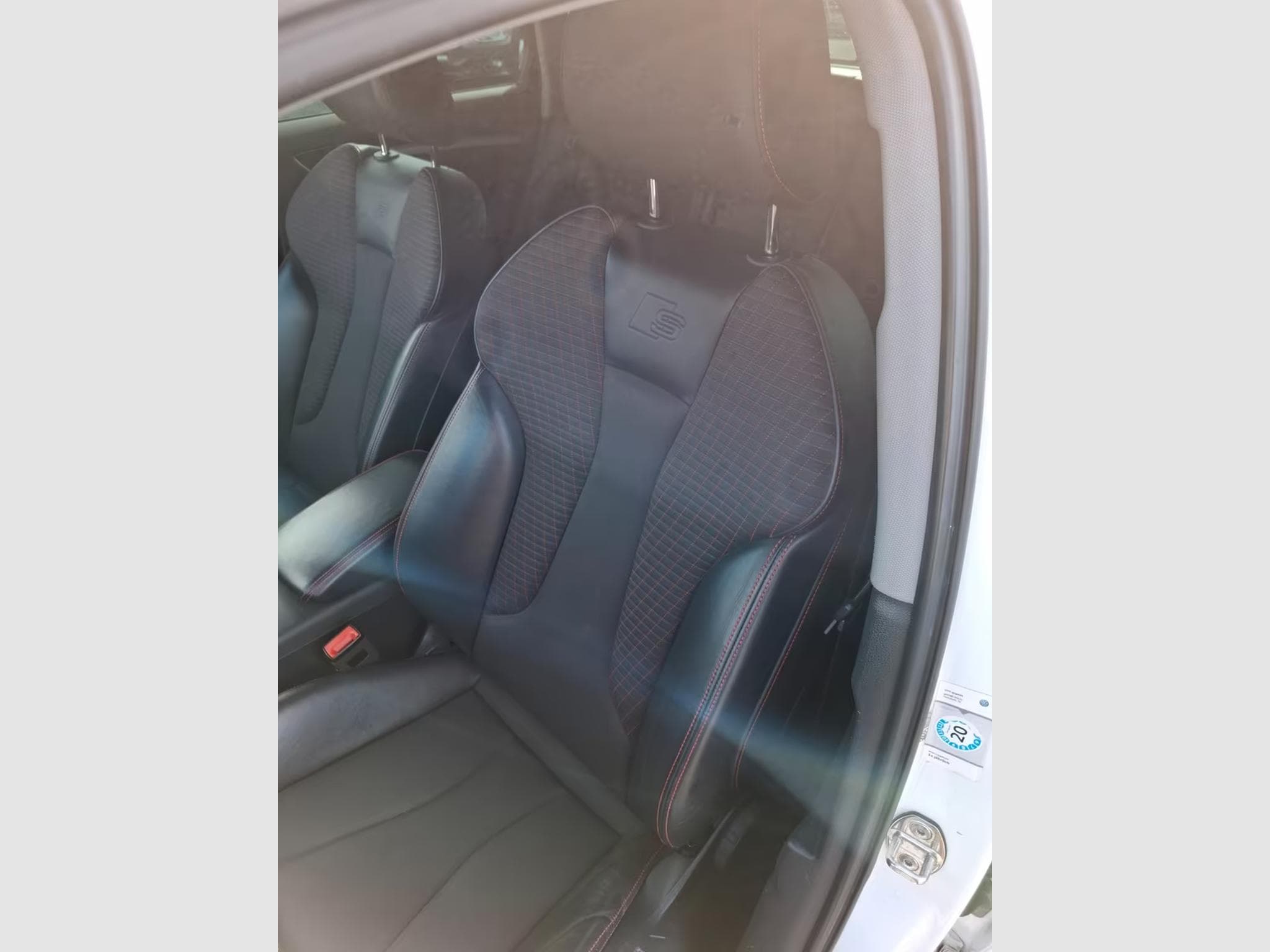 Audi S3 Sportback 2.0 TFSI quattro LED NAVI SHZ (2017) - Photo 4