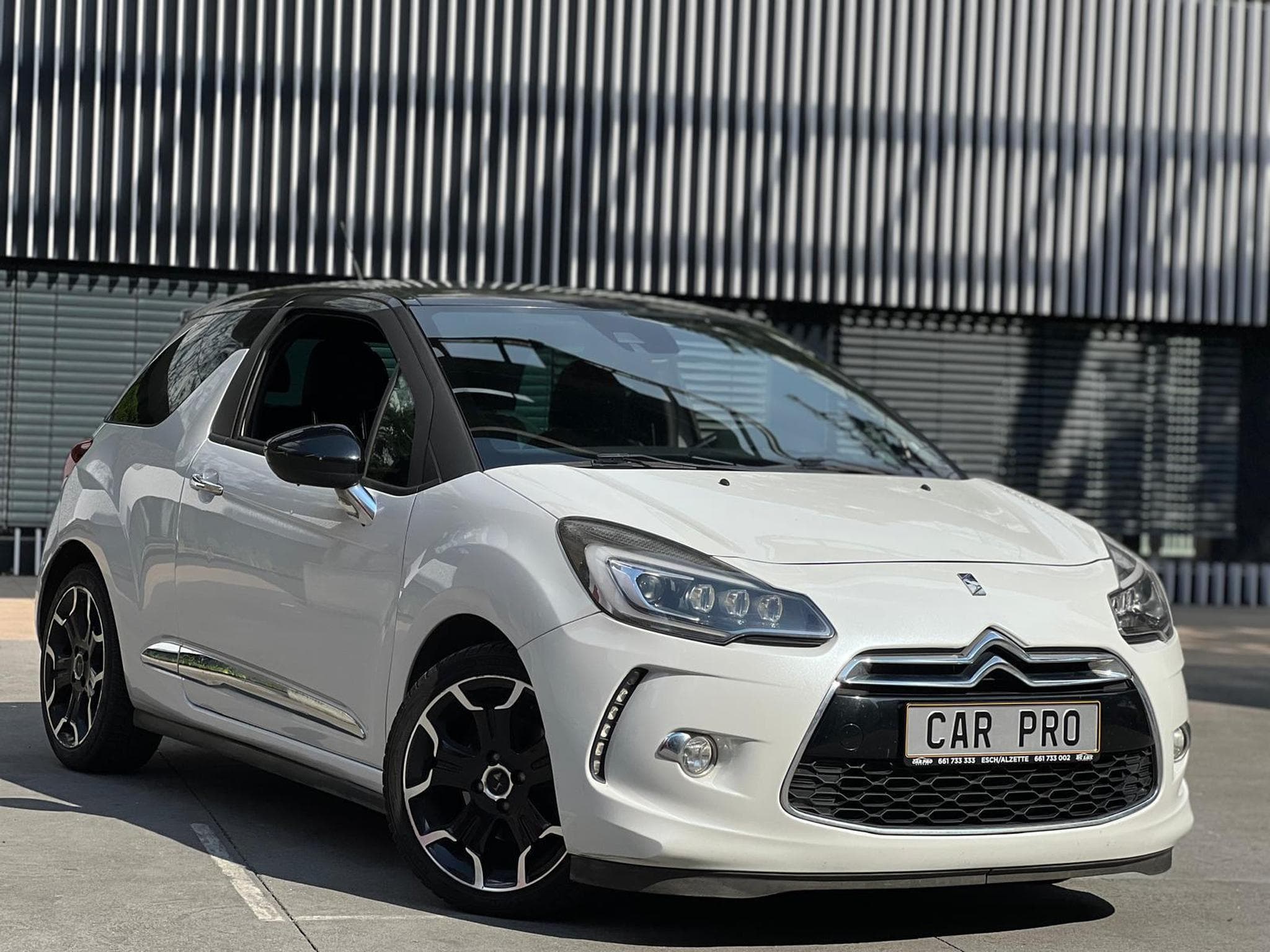 Citroën DS 3 / MANUELLE / ESSENCE / (2015) - Photo 2