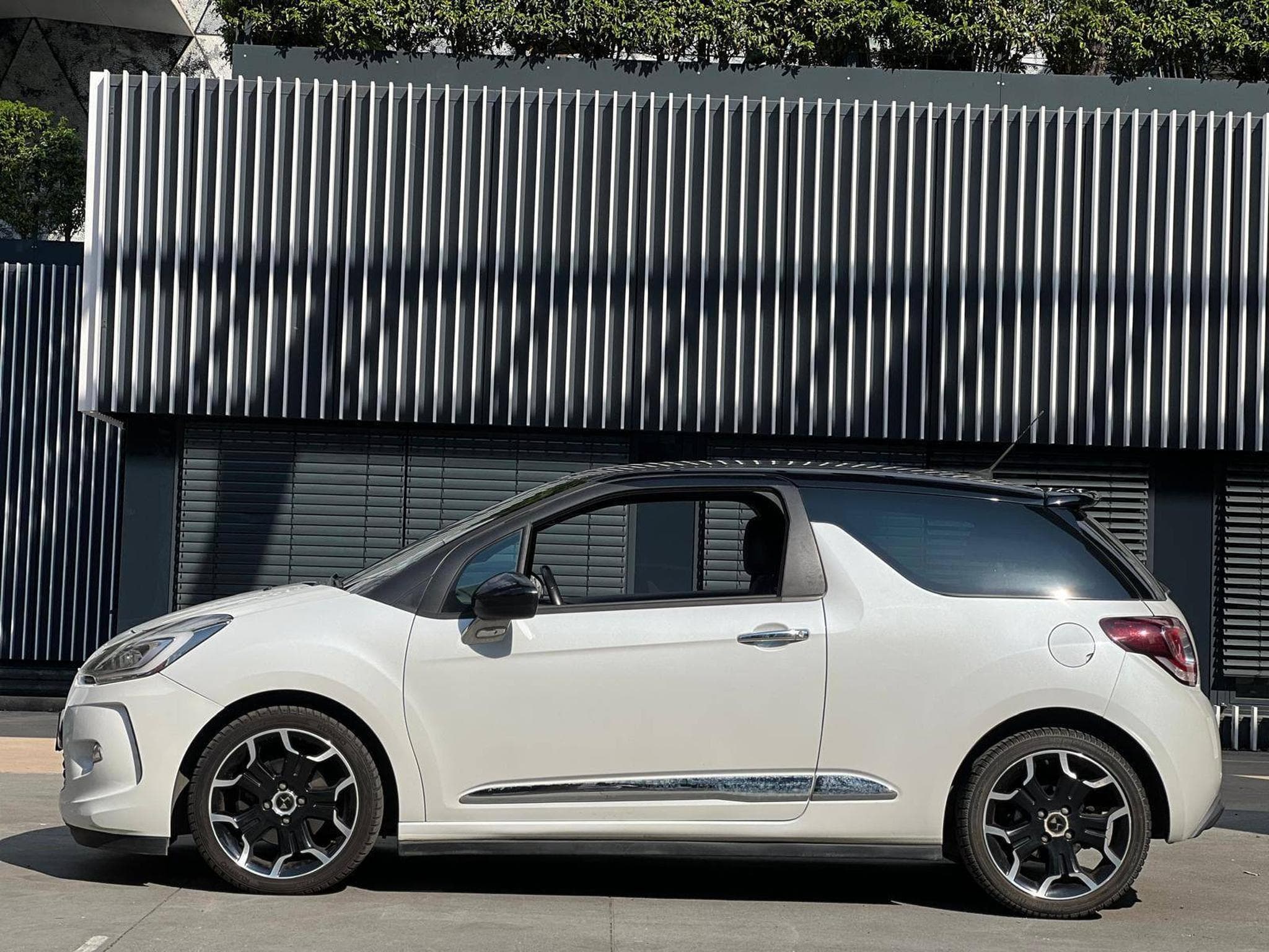 Citroën DS 3 / MANUELLE / ESSENCE / (2015) - Photo 9