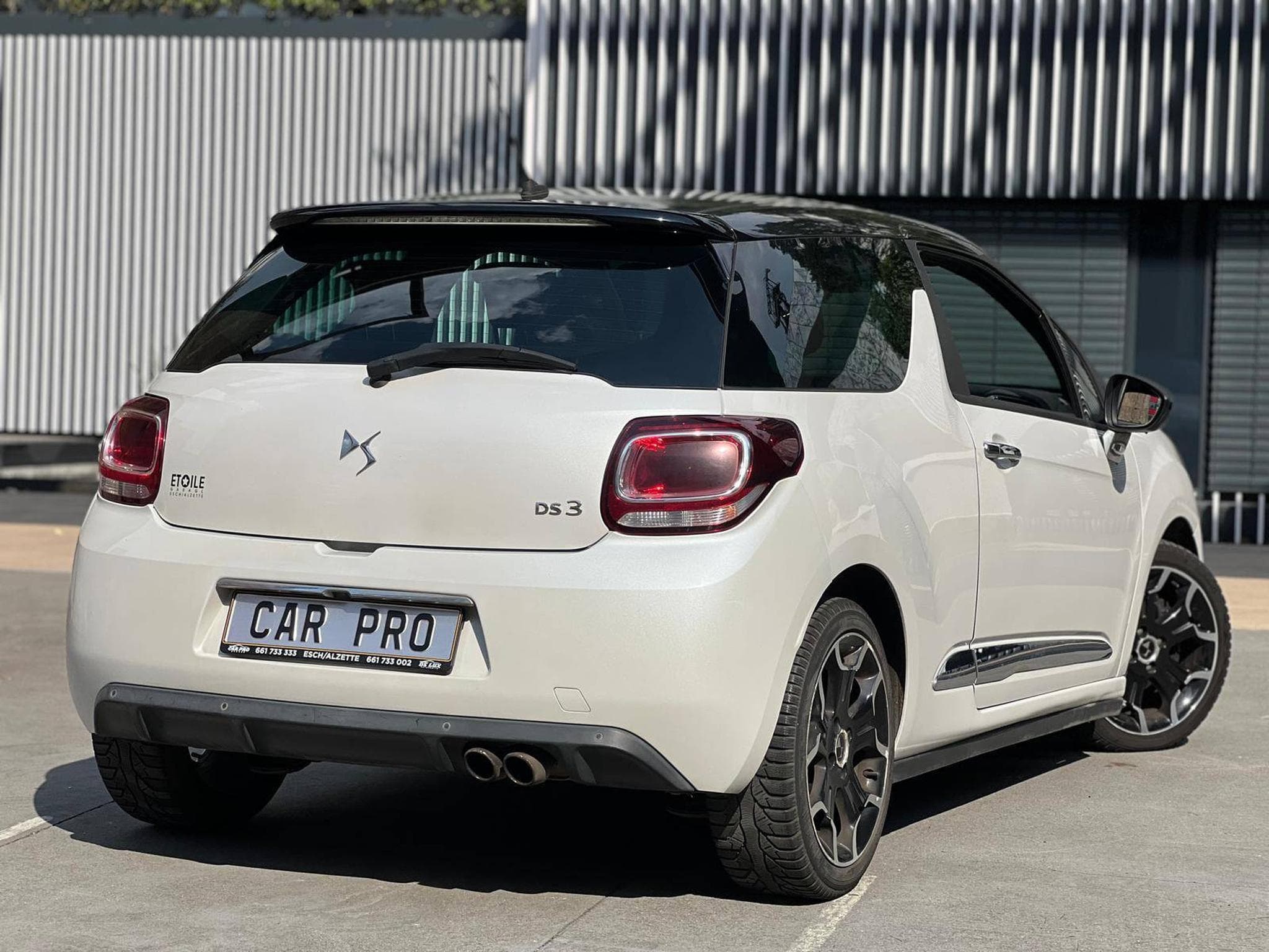 Citroën DS 3 / MANUELLE / ESSENCE / (2015) - Photo 3