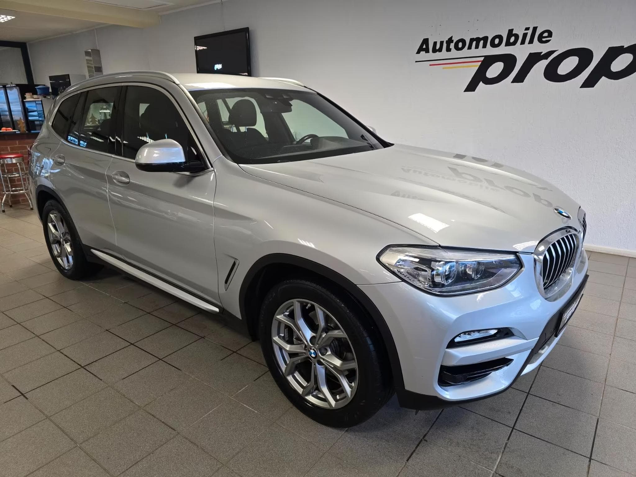 BMW X3 xDrive 20 d xLine NAVI PDC LED NSW SHZ (2018) - Photo 1