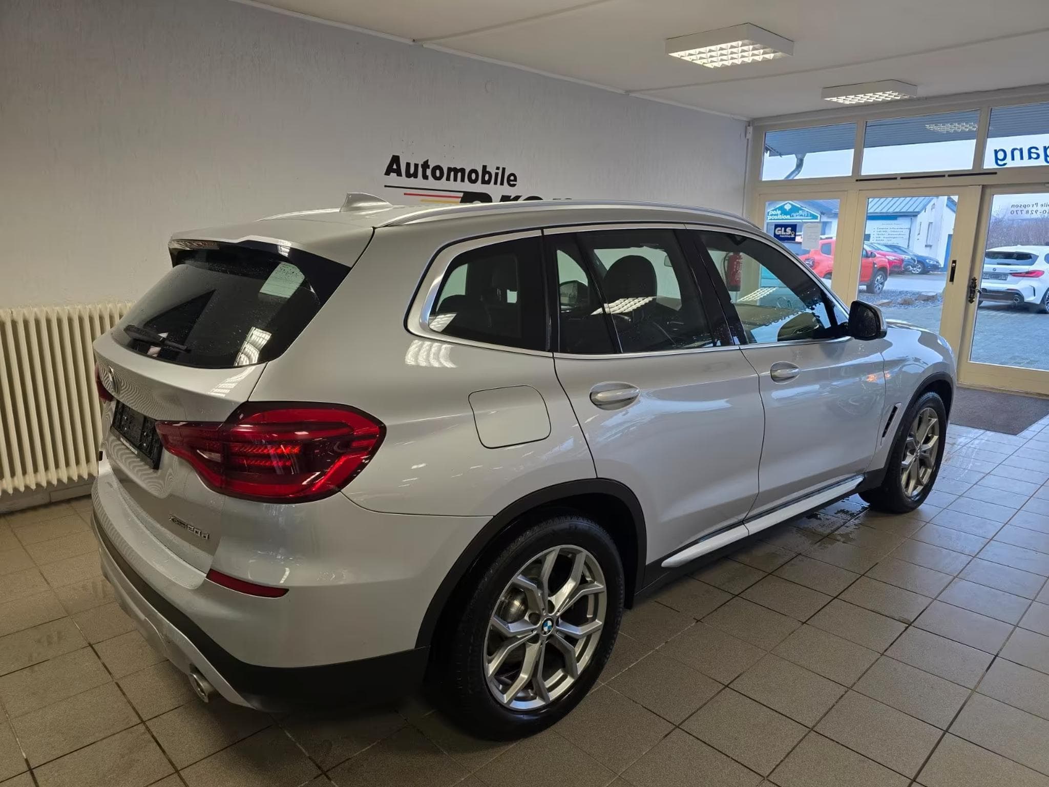 BMW X3 xDrive 20 d xLine NAVI PDC LED NSW SHZ (2018) - Photo 2