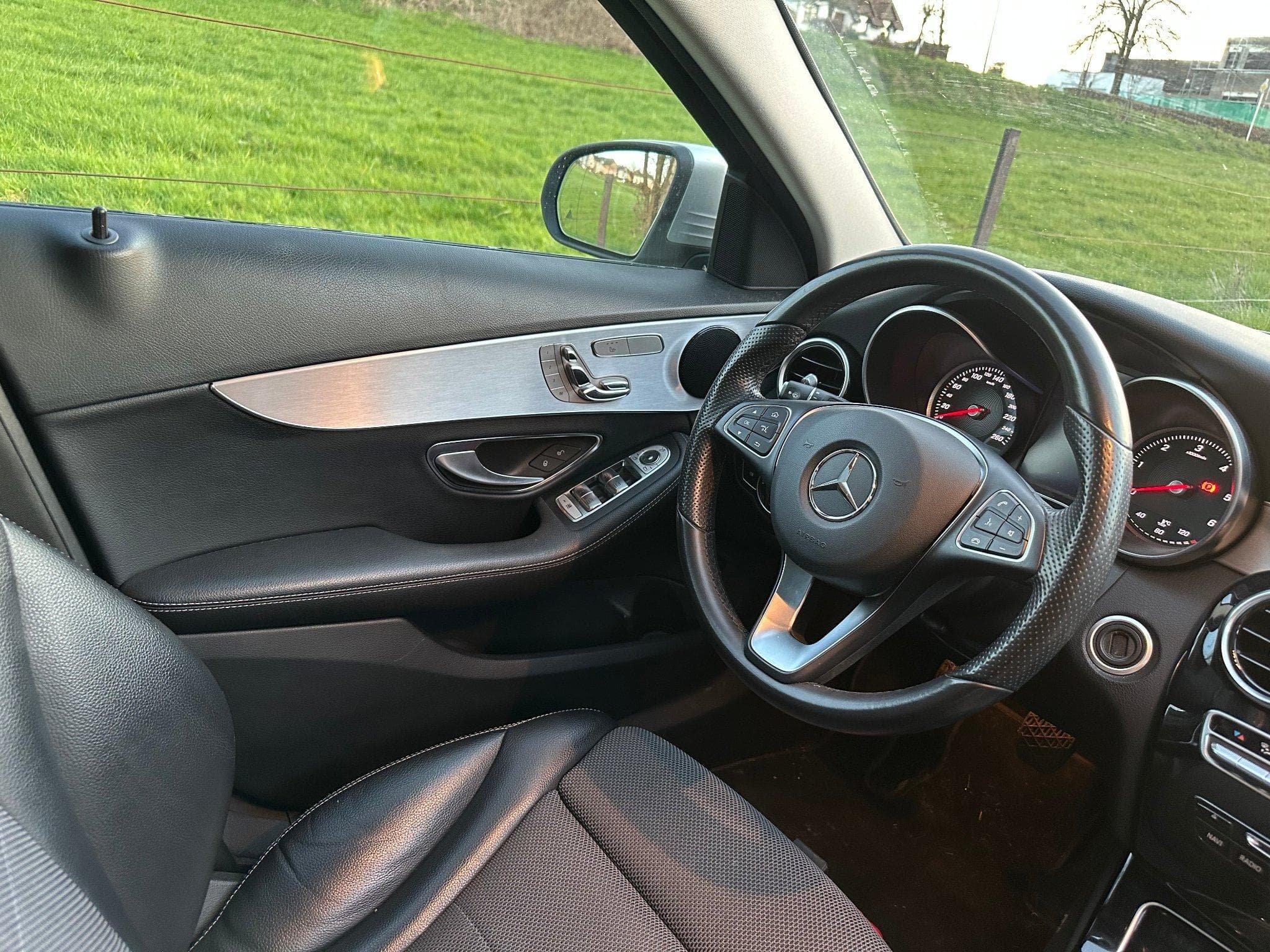 Mercedes C 200 (2016) - Photo 7