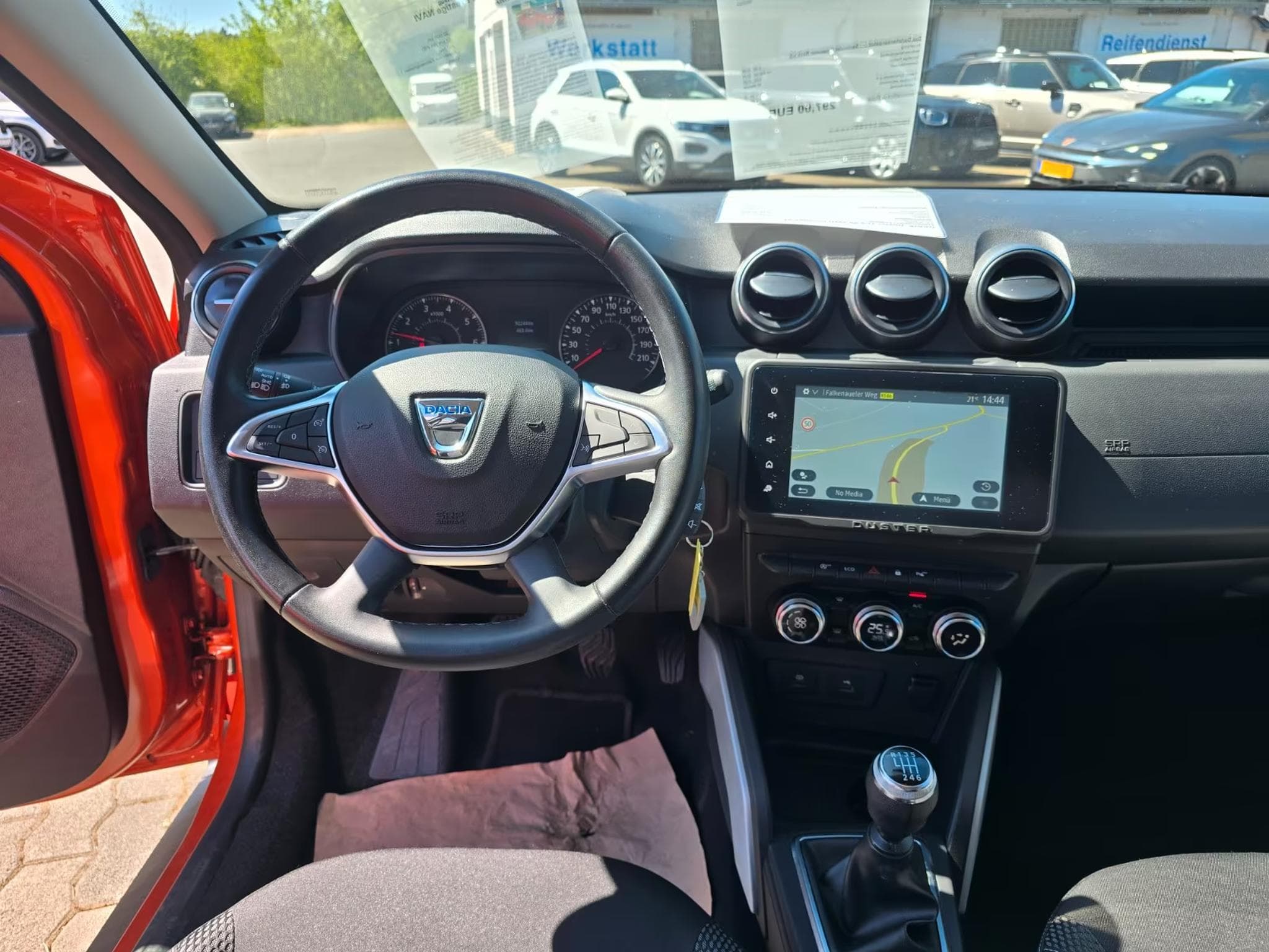 Dacia Duster 1.0 TCe Prestige NAVI KAMERA KLIMANSW (2022) - Foto 5