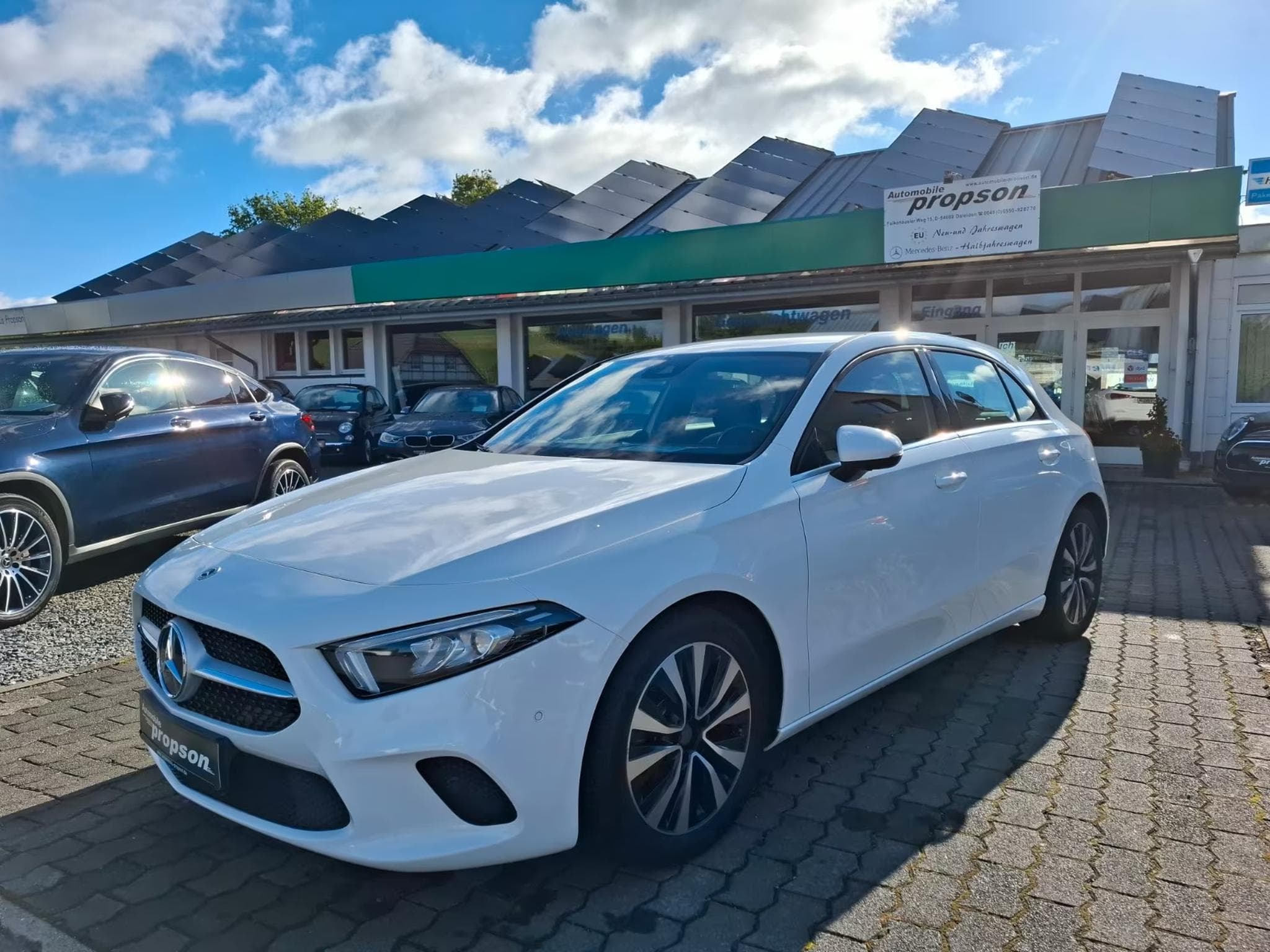 Mercedes A 180 17"ALU LED KAMERA NAVI SHZ (2021) - Photo 1