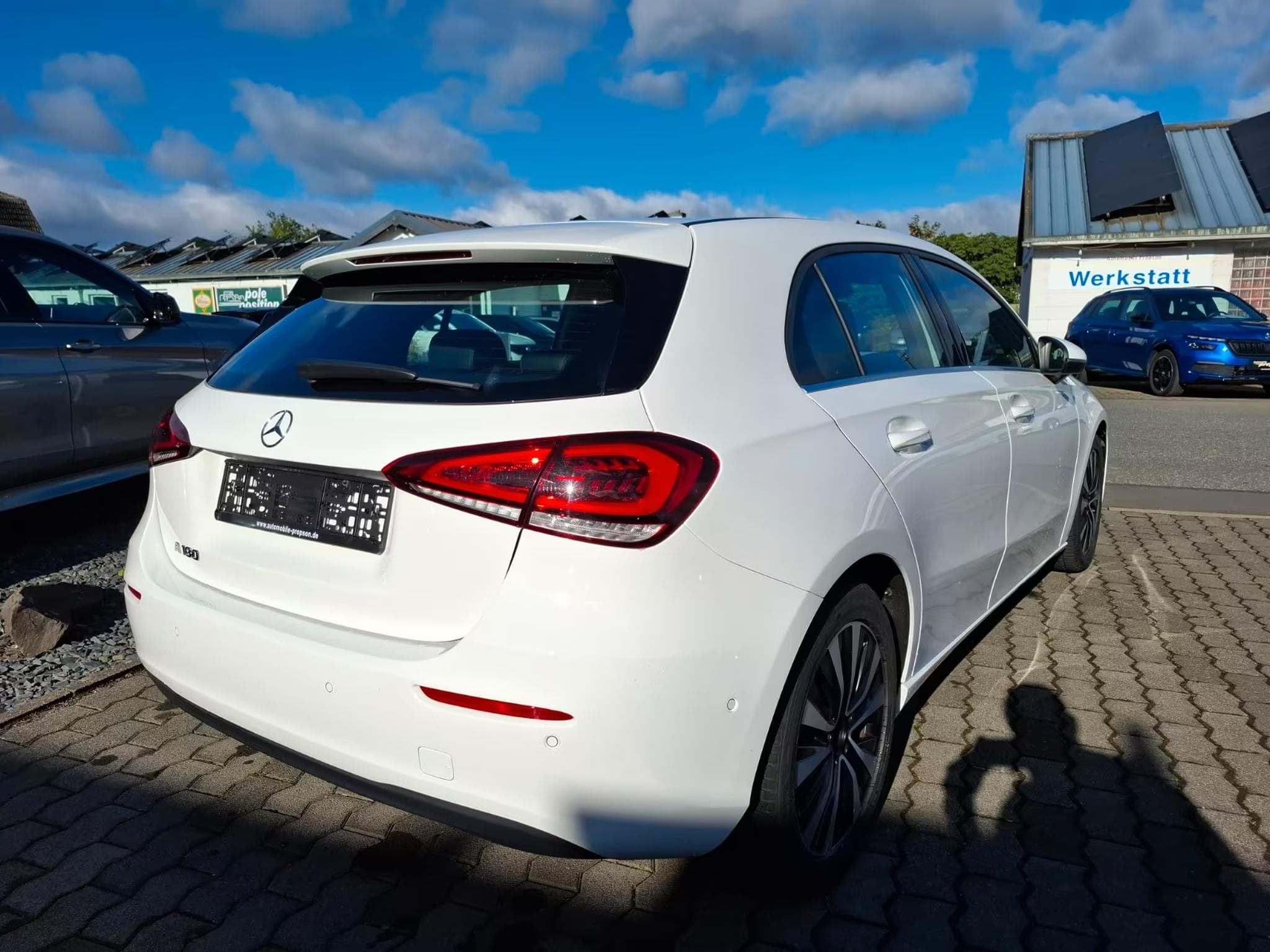 Mercedes A 180 17"ALU LED KAMERA NAVI SHZ (2021) - Photo 2