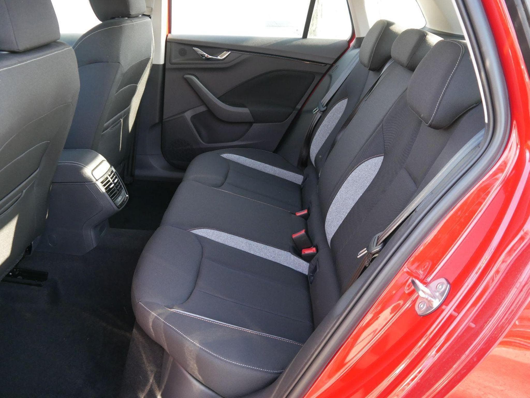 Skoda Kamiq Selection (2026) - Foto 7