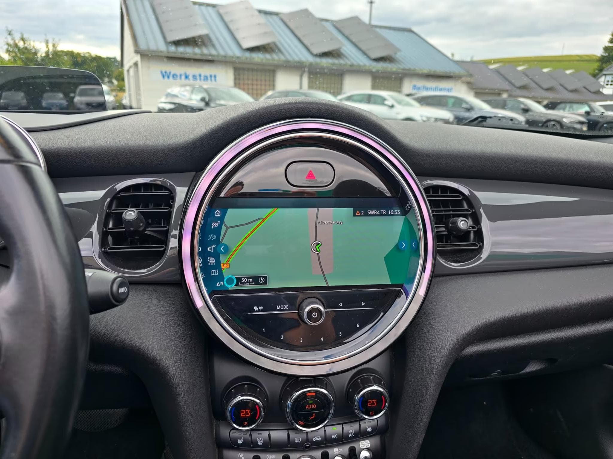 Mini Cabrio Cooper NAVI DCC HUD KOMFORT (2021) - Photo 4