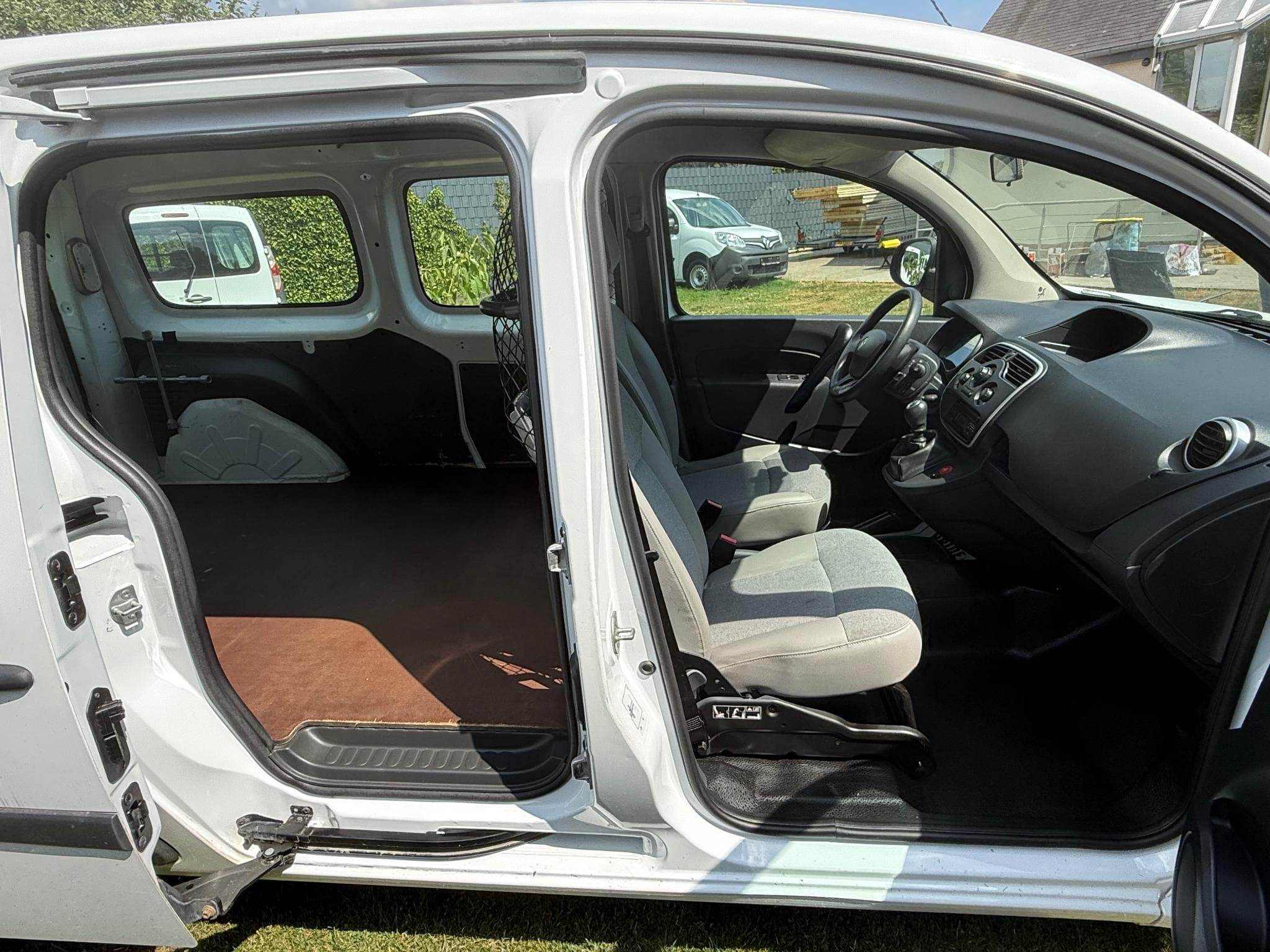 Renault Kangoo Maxi (2021) - Photo 8