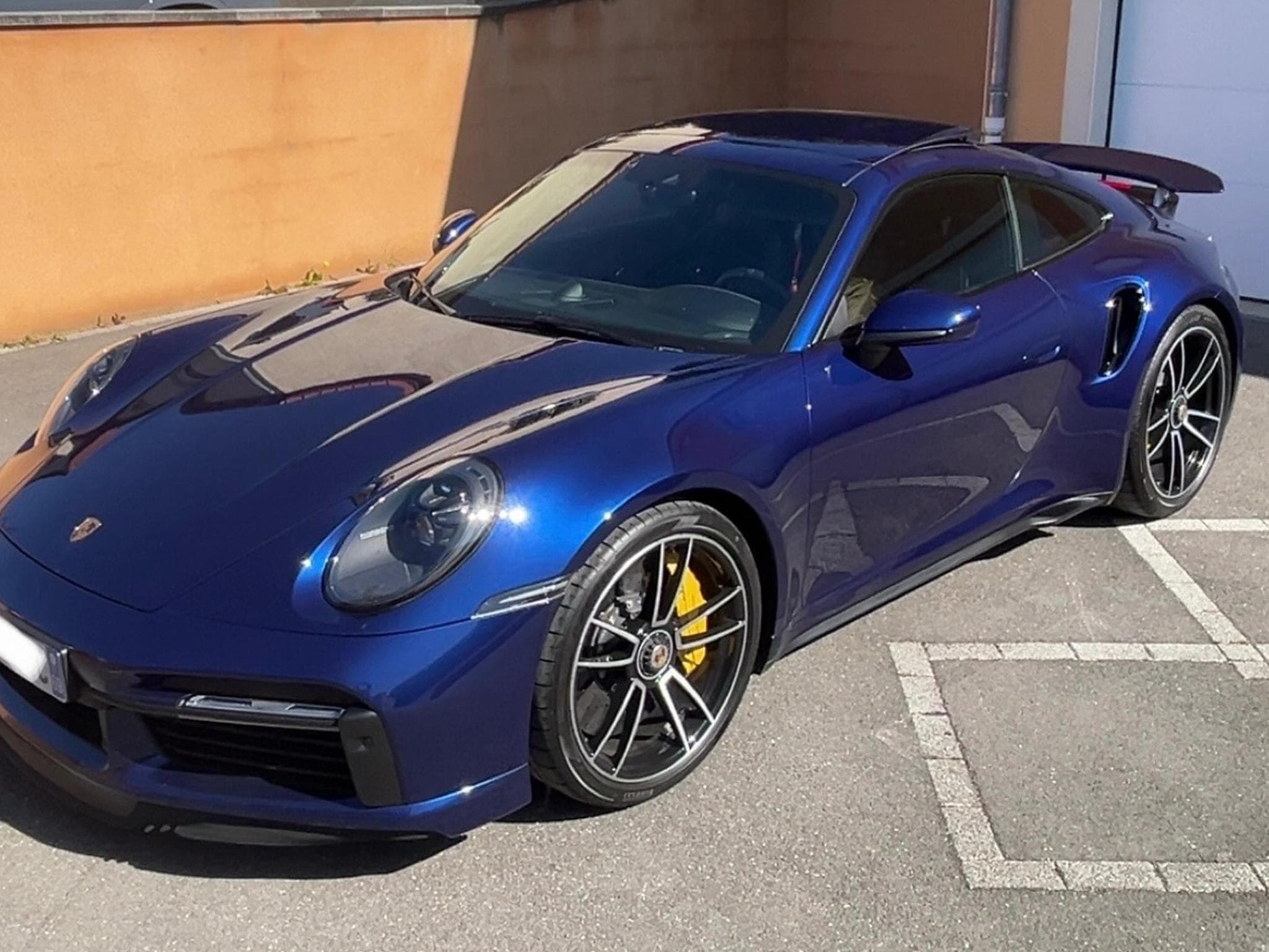 Porsche 911 Turbo s (2020) - Photo 2