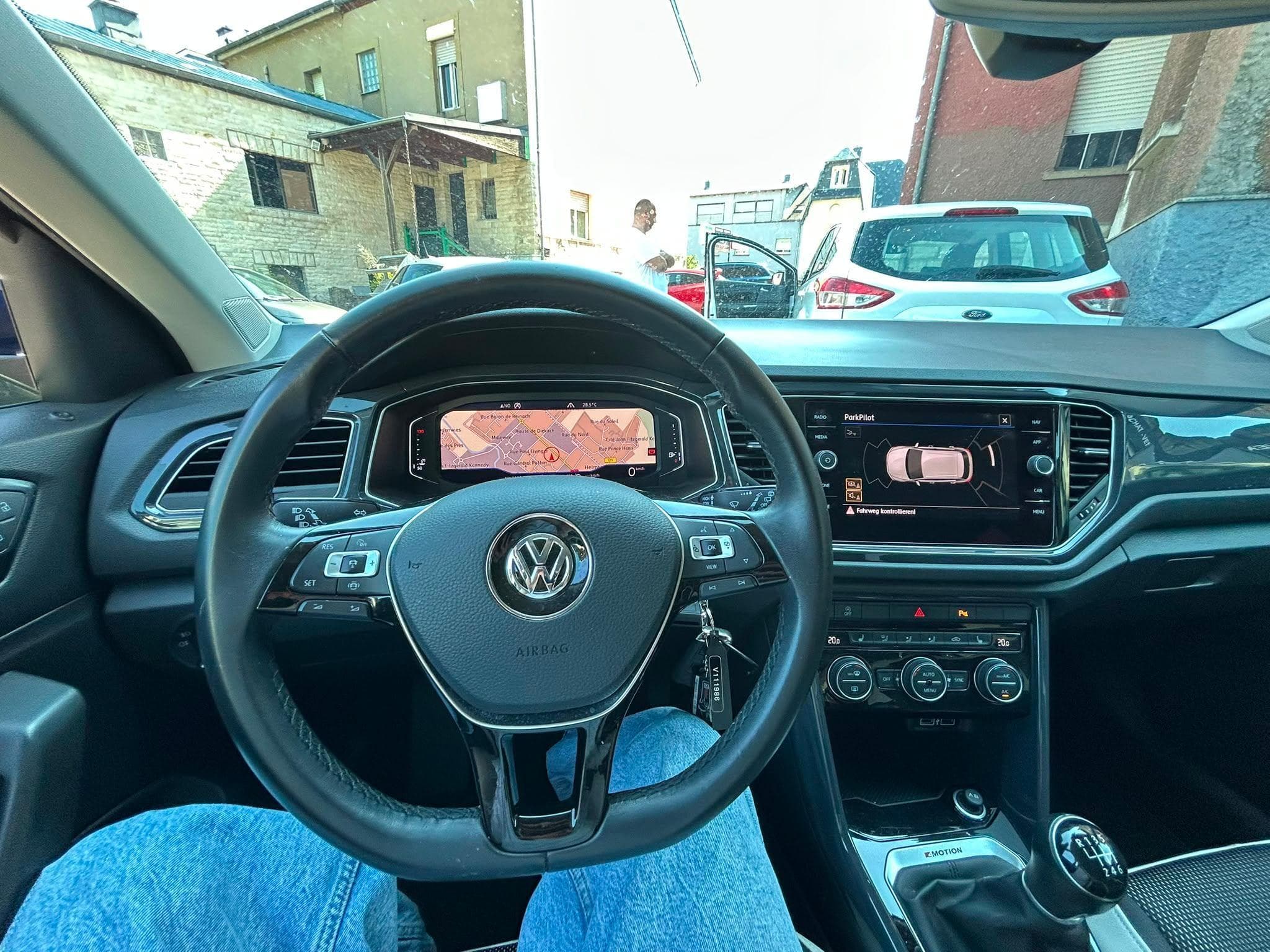 VW T-Roc 2.0 TDI 150CV 4 MOTION LED VIRTUEL (2019) - Photo 14
