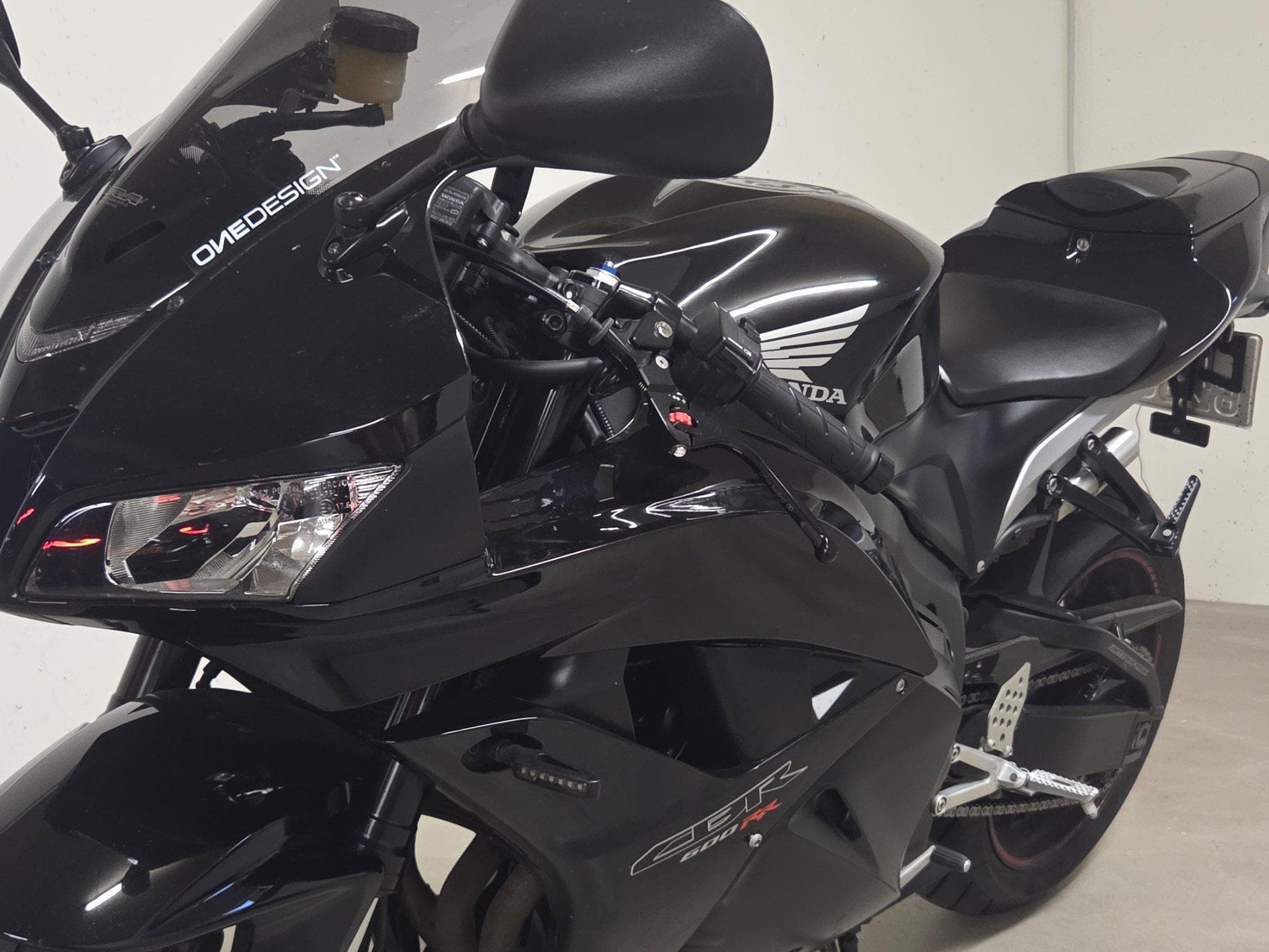Honda CBR Pc40 (2009) - Foto 1