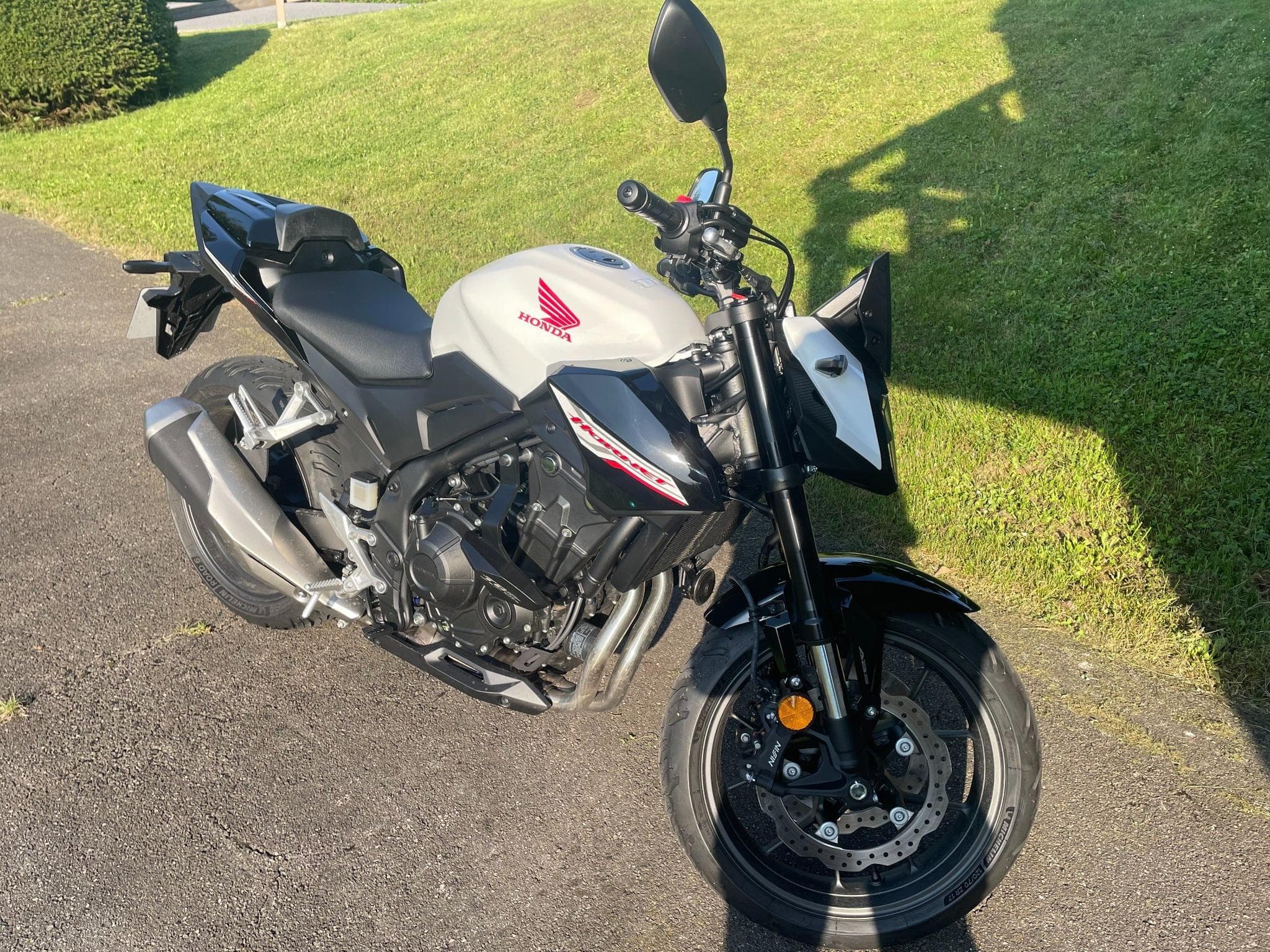 Honda CBF 500 Hornet (2024) - Foto 2