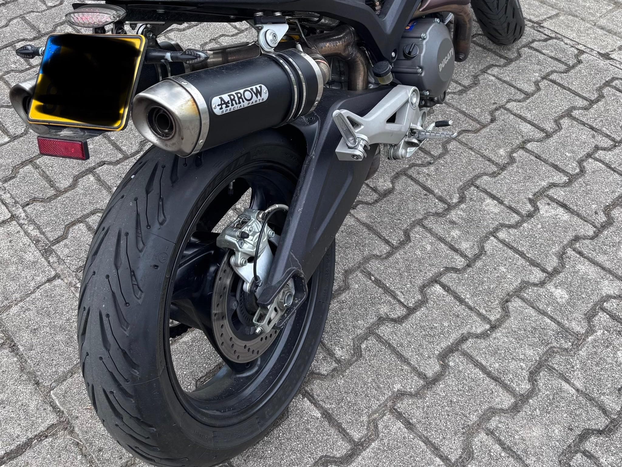 Ducati Monster (2011) - Photo 3