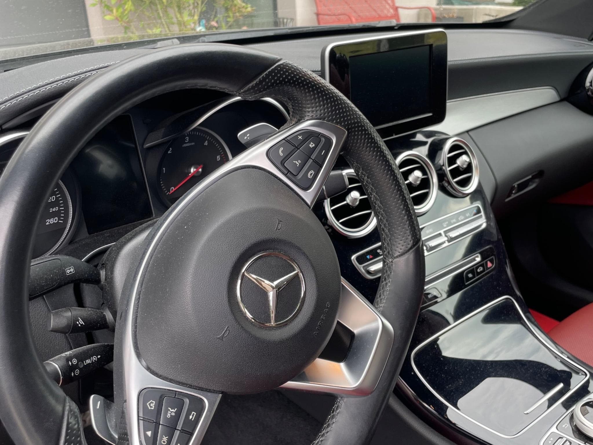 Mercedes C 220 Mercedes 220 d 9-Tronic AMG Line coupé (2016) - Photo 3