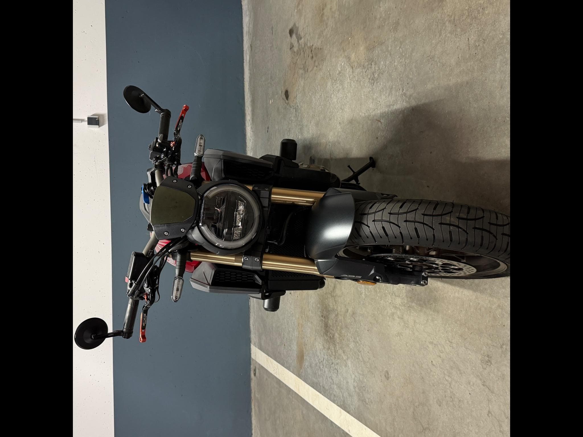 Honda CB CB650R (2023) - Photo 3