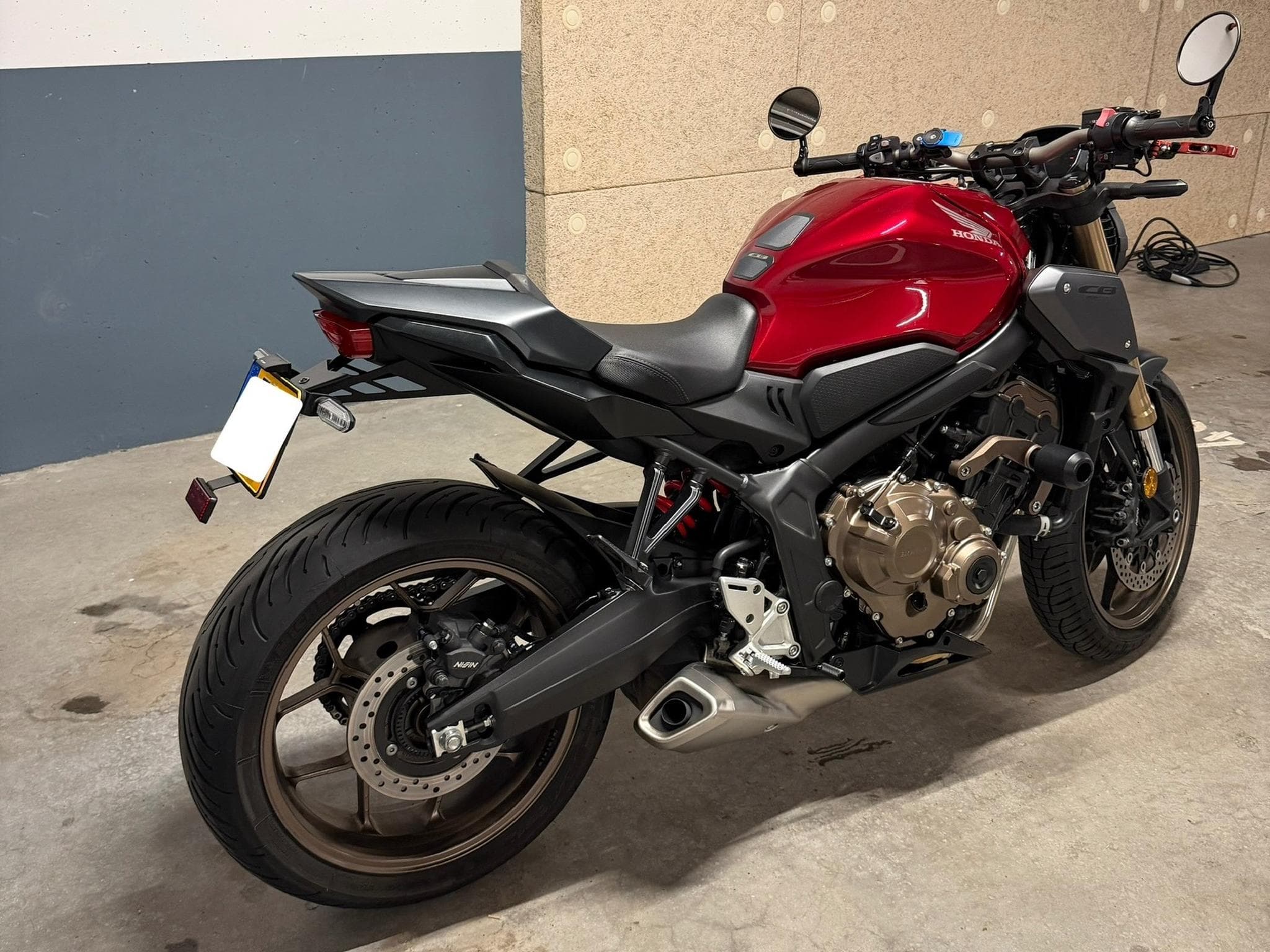 Honda CB CB650R (2023) - Photo 5