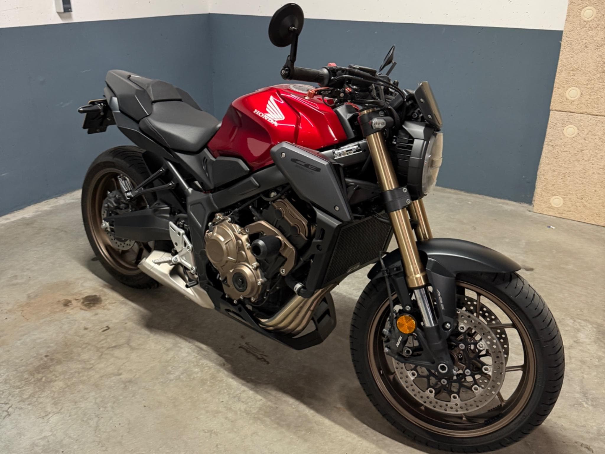 Honda CB CB650R (2023) - Photo 6