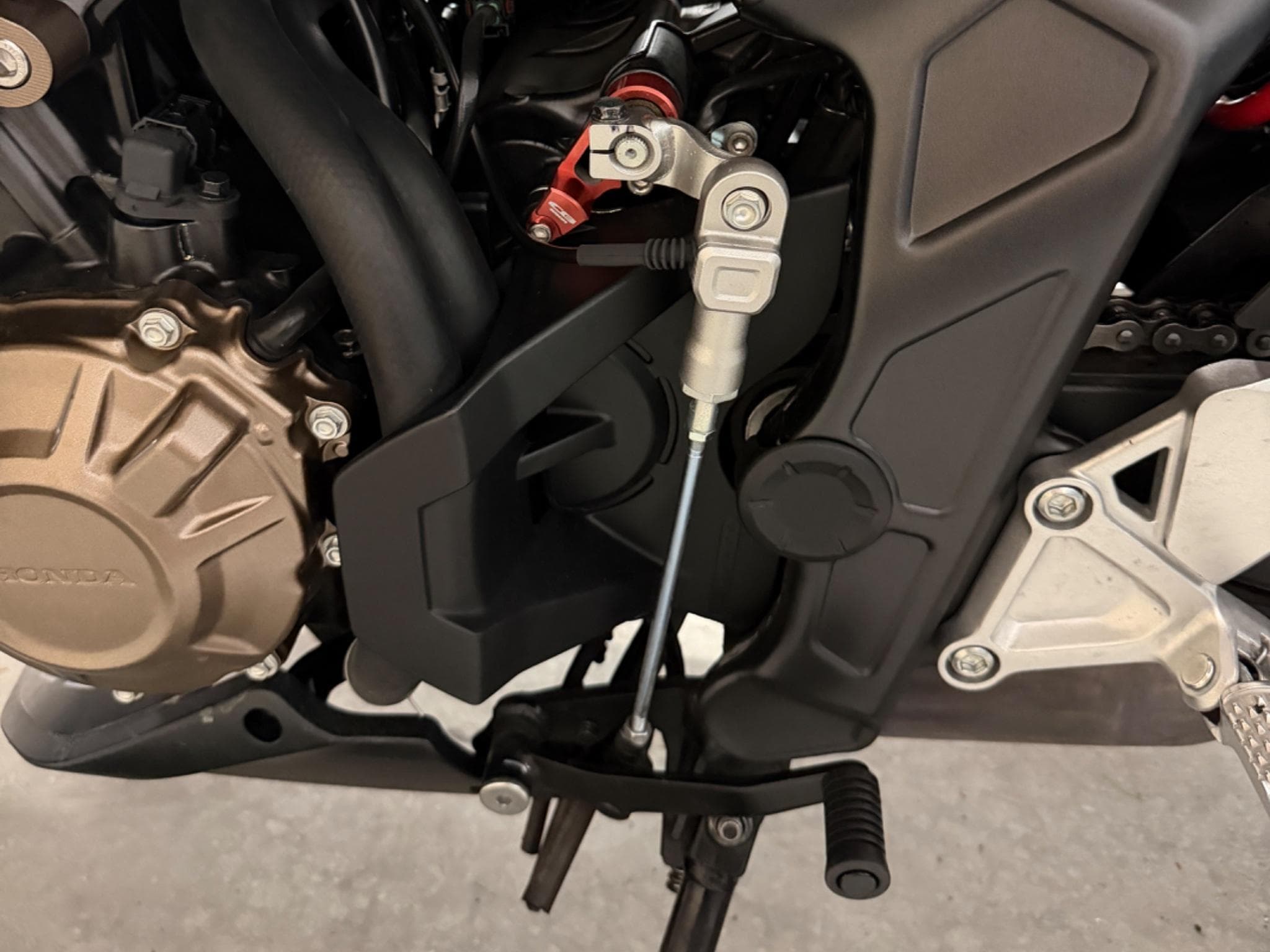 Honda CB CB650R (2023) - Photo 12