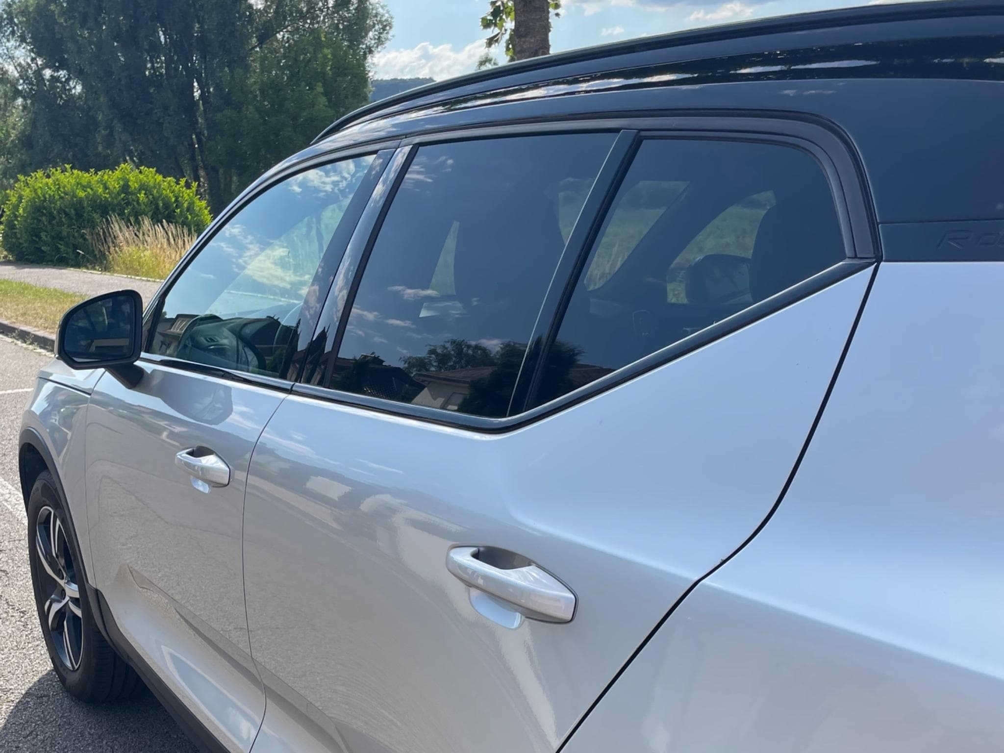 Volvo XC40 R-Design (2019) - Photo 2