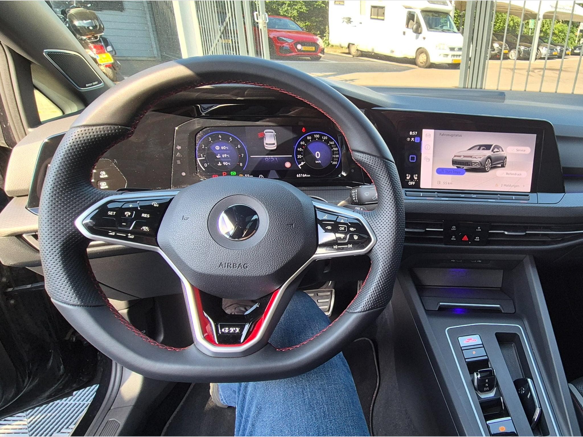VW Golf GTI (2021) - Photo 2