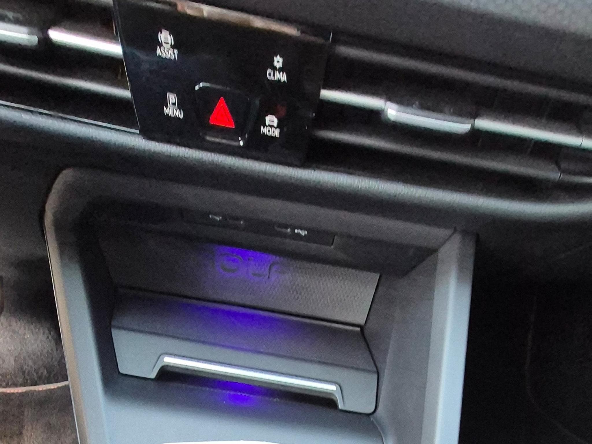 VW Golf GTI (2021) - Photo 10