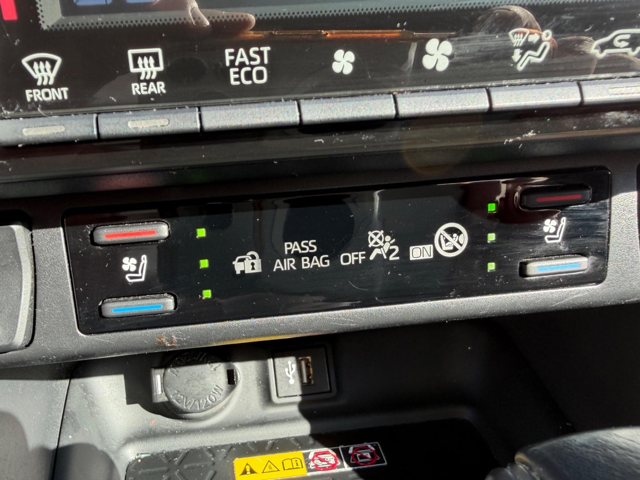 Toyota Rav 4 Hybrid/Essence (2024) - Photo 14