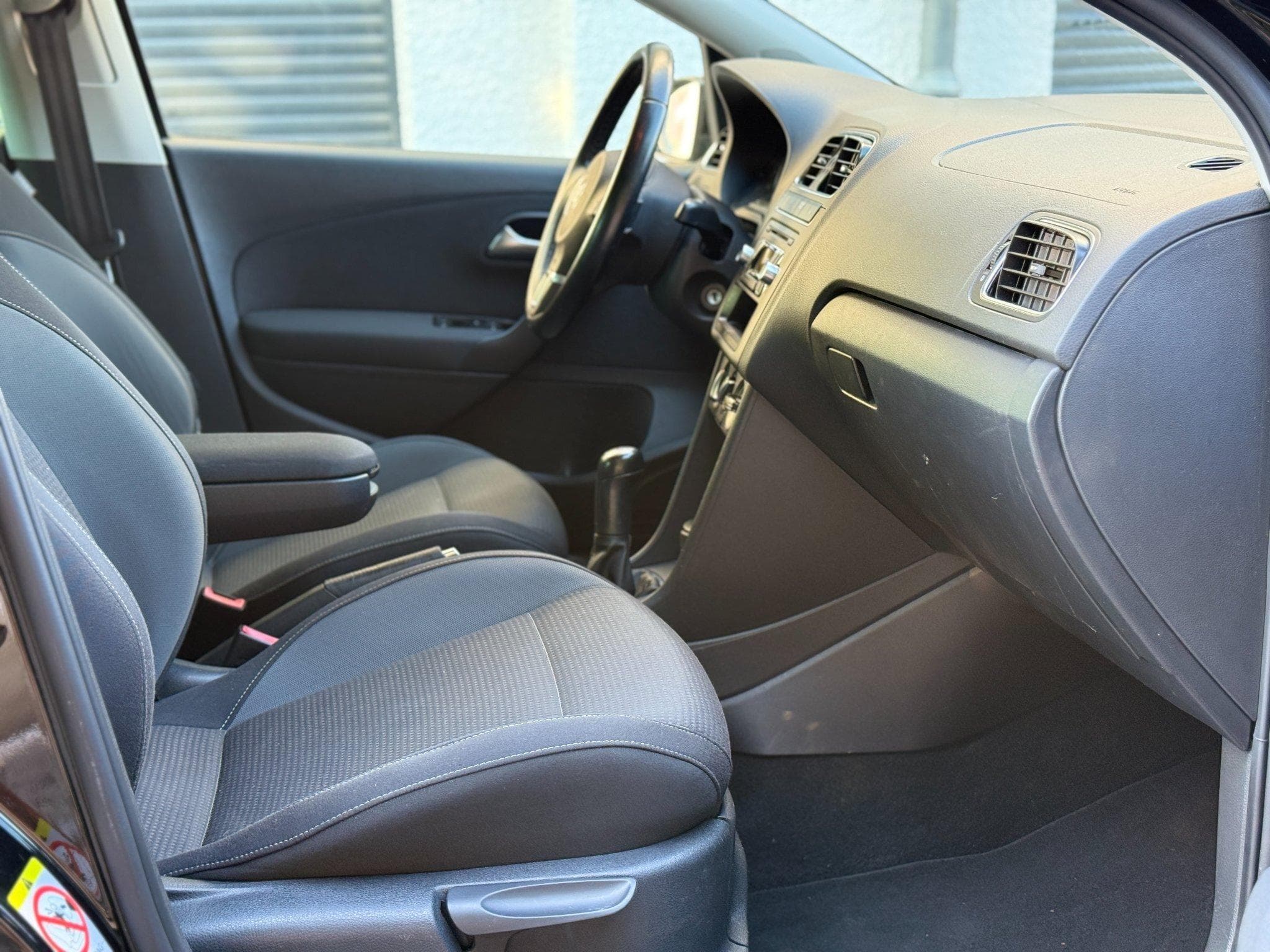 VW Polo 1.2 Team 70 (2010) - Photo 9