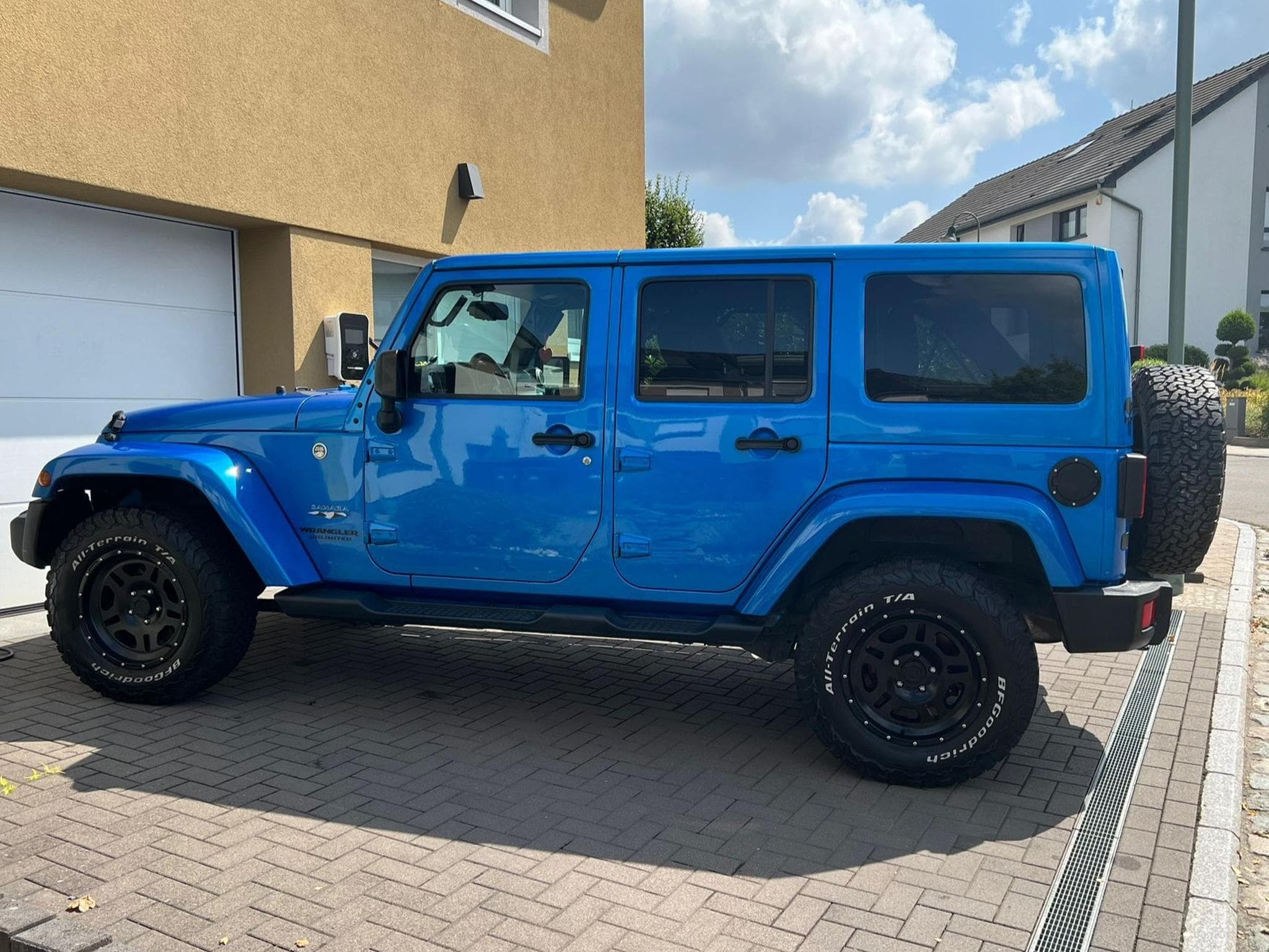 Jeep Wrangler Sahara V6 (2016) - Foto 13