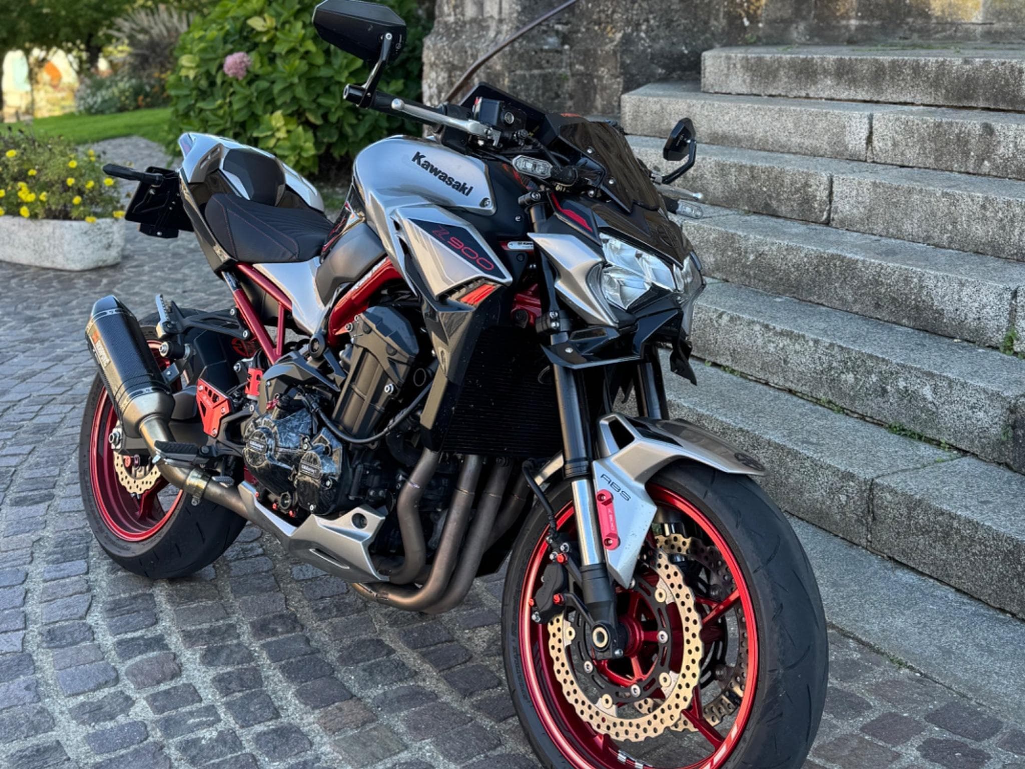 Kawasaki Z Z900 Performance (2023) - Photo 2