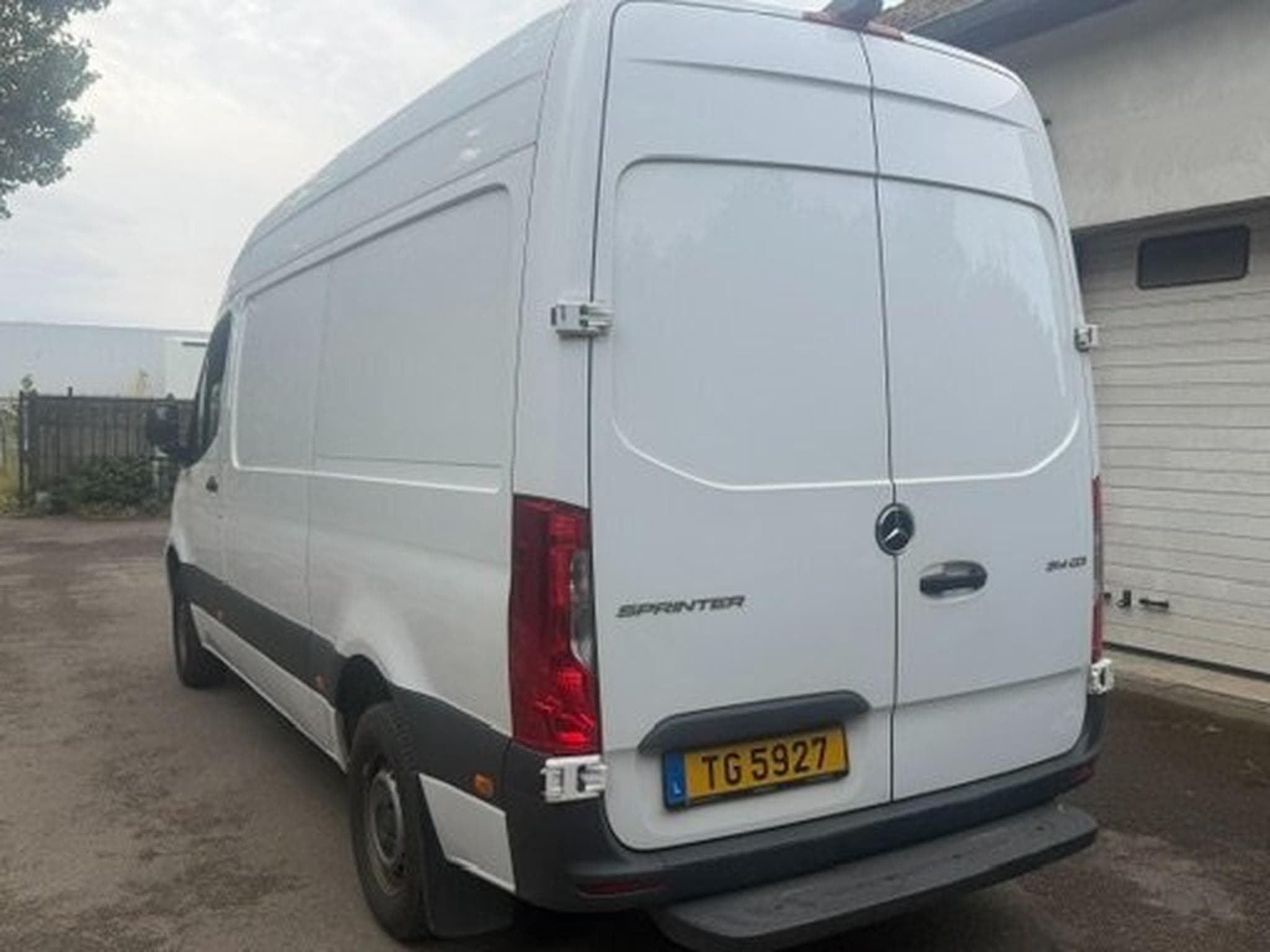 Mercedes Sprinter (2020) - Photo 6