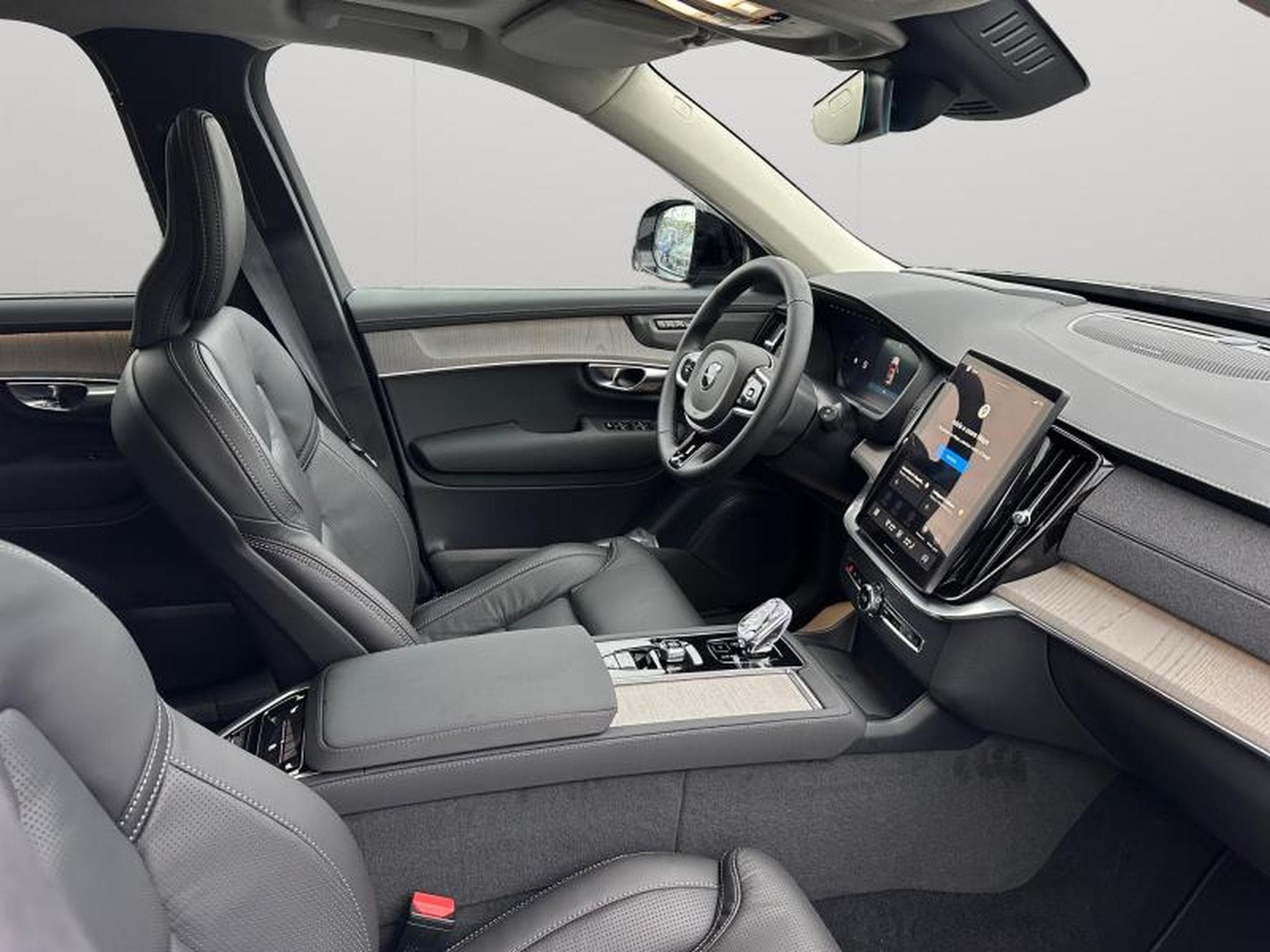 Volvo XC90 T8 Ultra Dark / Hybride (2025) - Foto 15