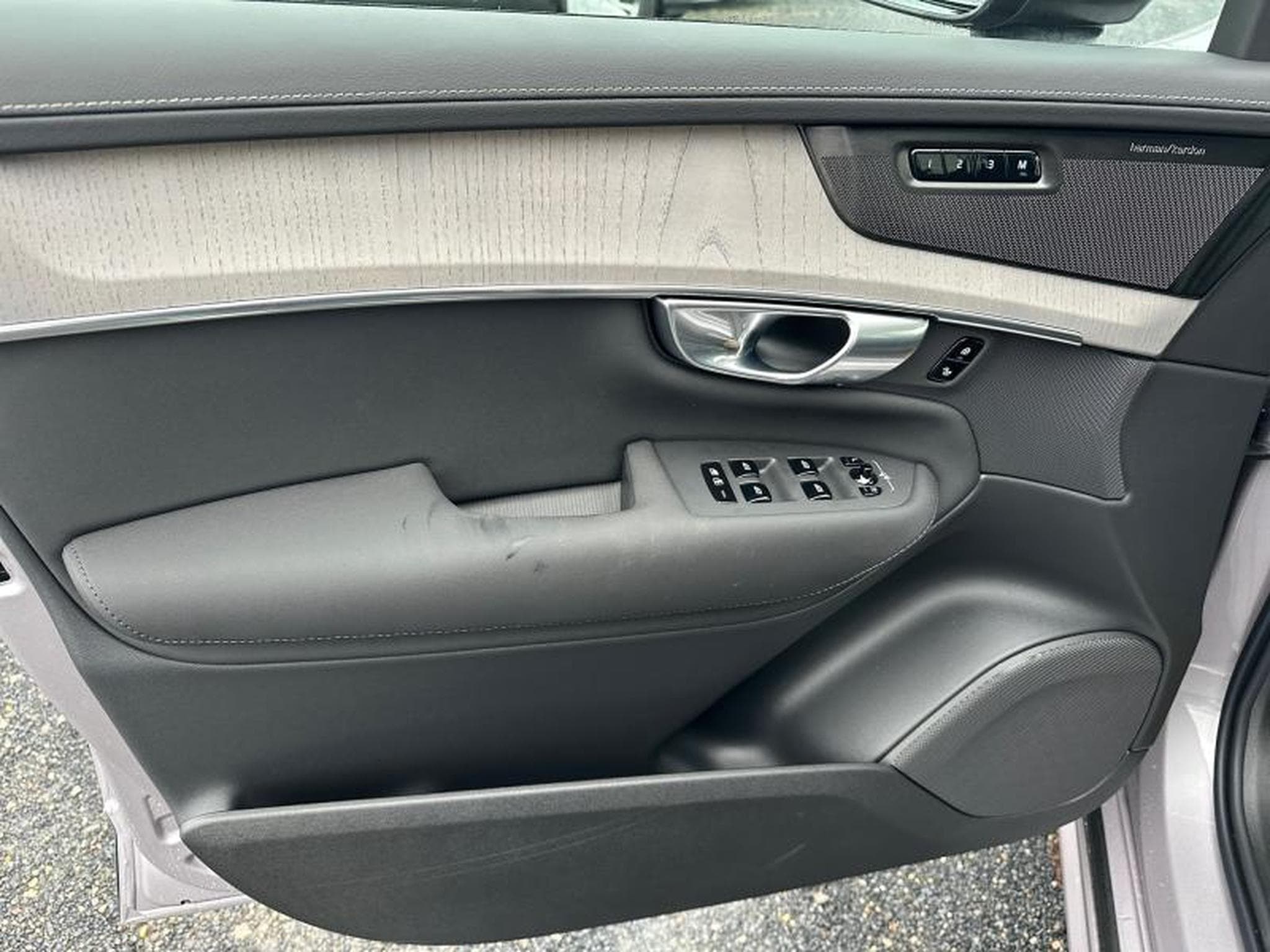 Volvo XC90 T8 Ultra Dark / Hybride (2025) - Foto 21