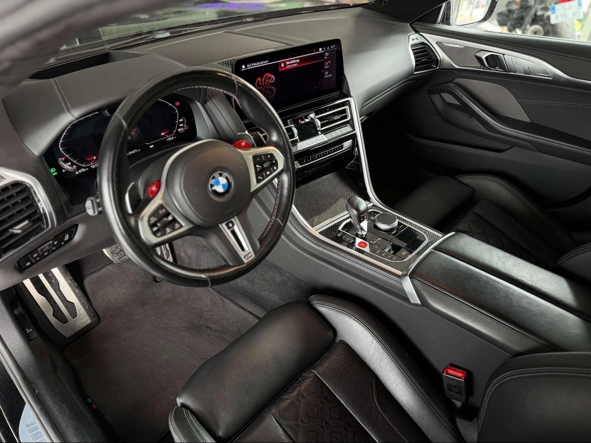 BMW M8 Sport M xDrive (2022) - Photo 3
