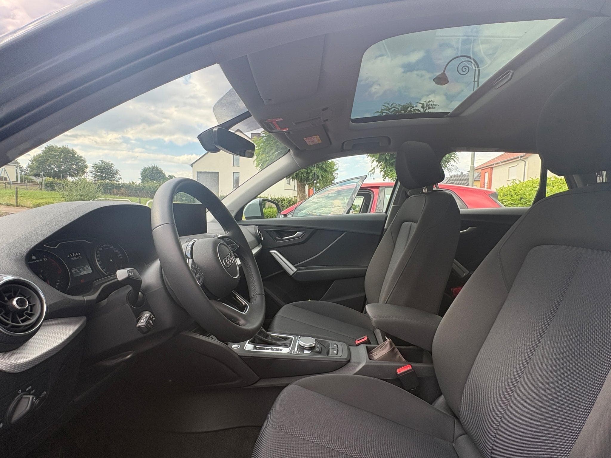 Audi Q2 35 TFSI (2022) - Photo 8