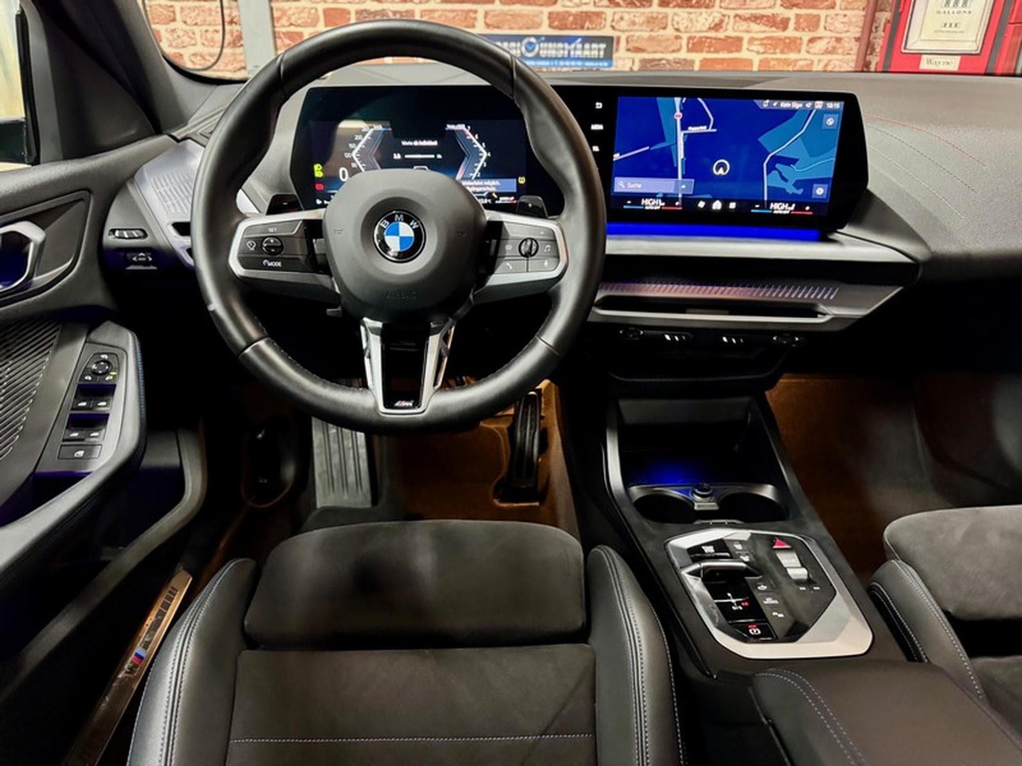 BMW 120 120iA 170cv Auto M-SPORT (New Modèle) (2025) - Photo 4