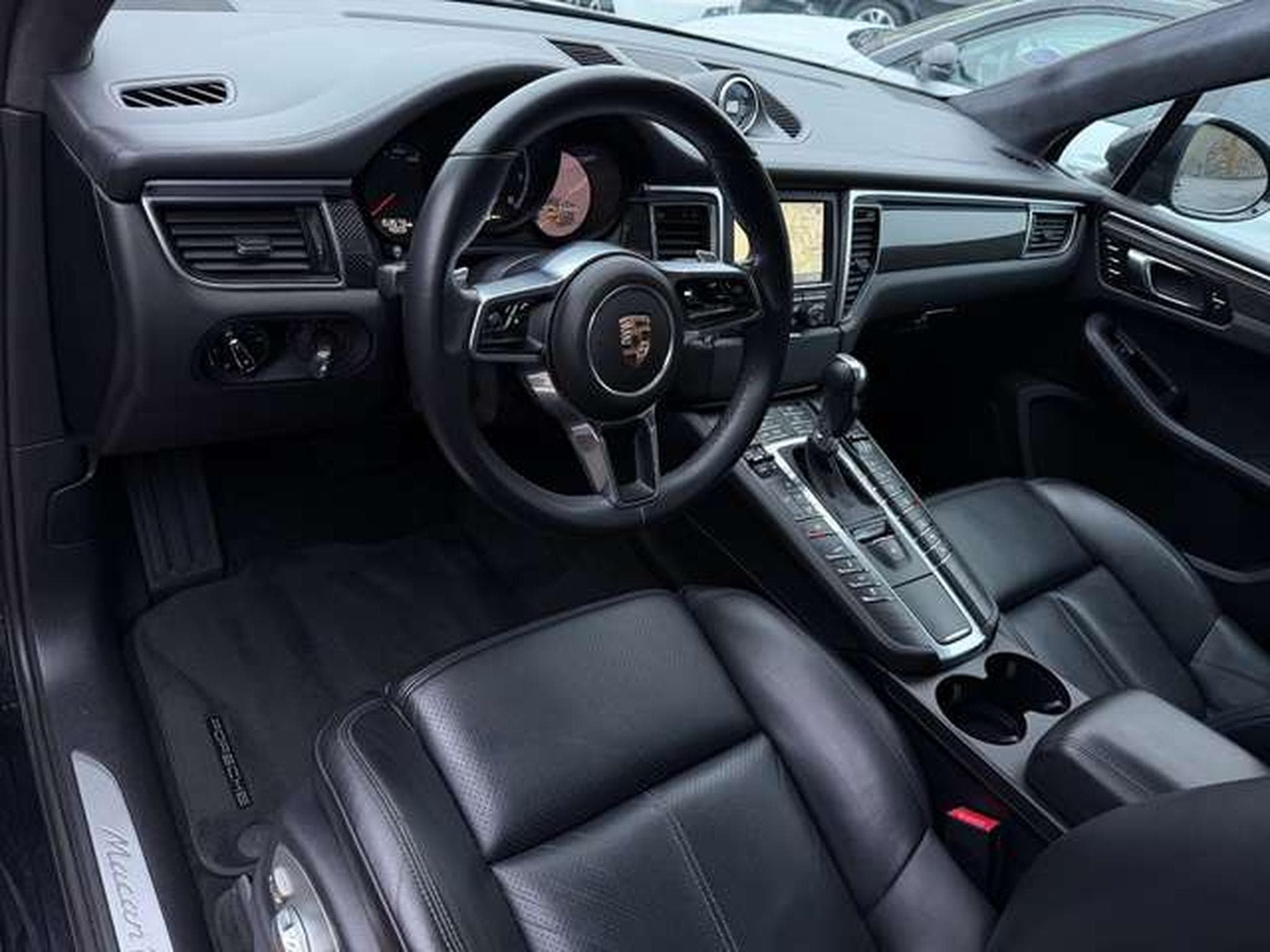 Porsche Macan 3.0 V6 400 TURBO (2014) - Foto 12