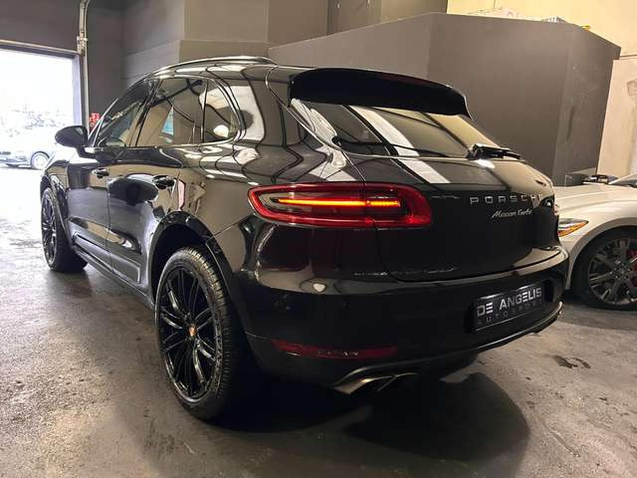Porsche Macan 3.0 V6 400 TURBO (2014) - Foto 6