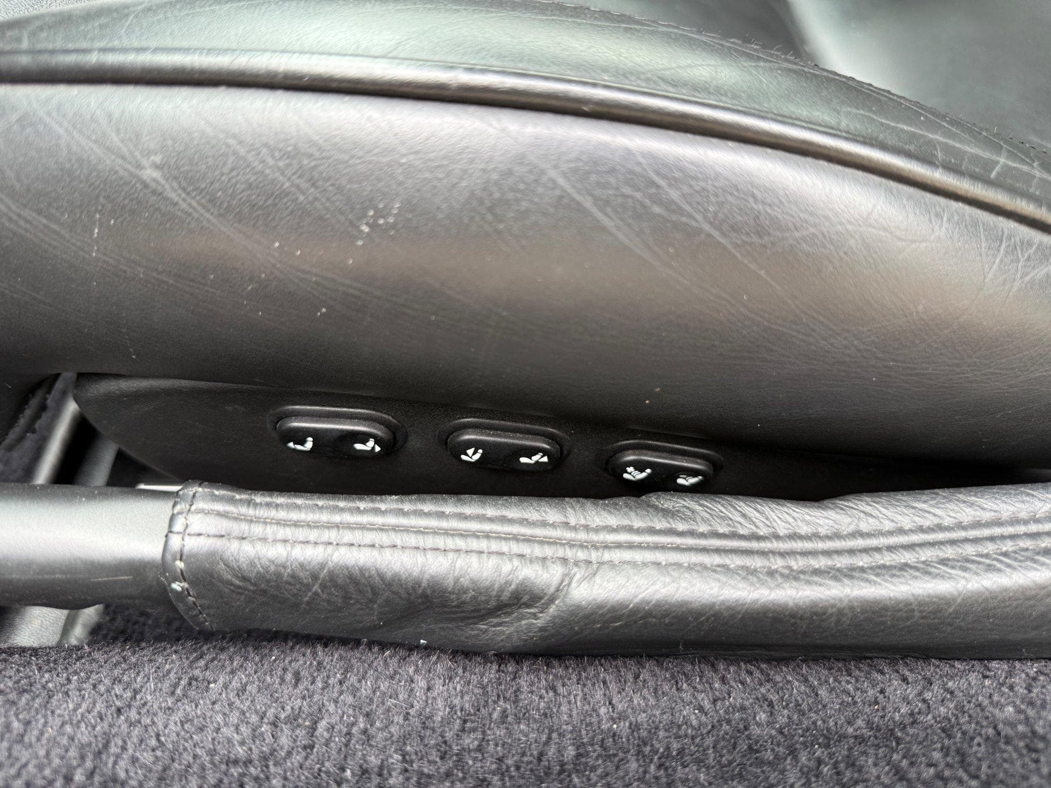Aston-Martin DB7 Vantage Coupé 6.0 V12 Manuel (2001) - Foto 8