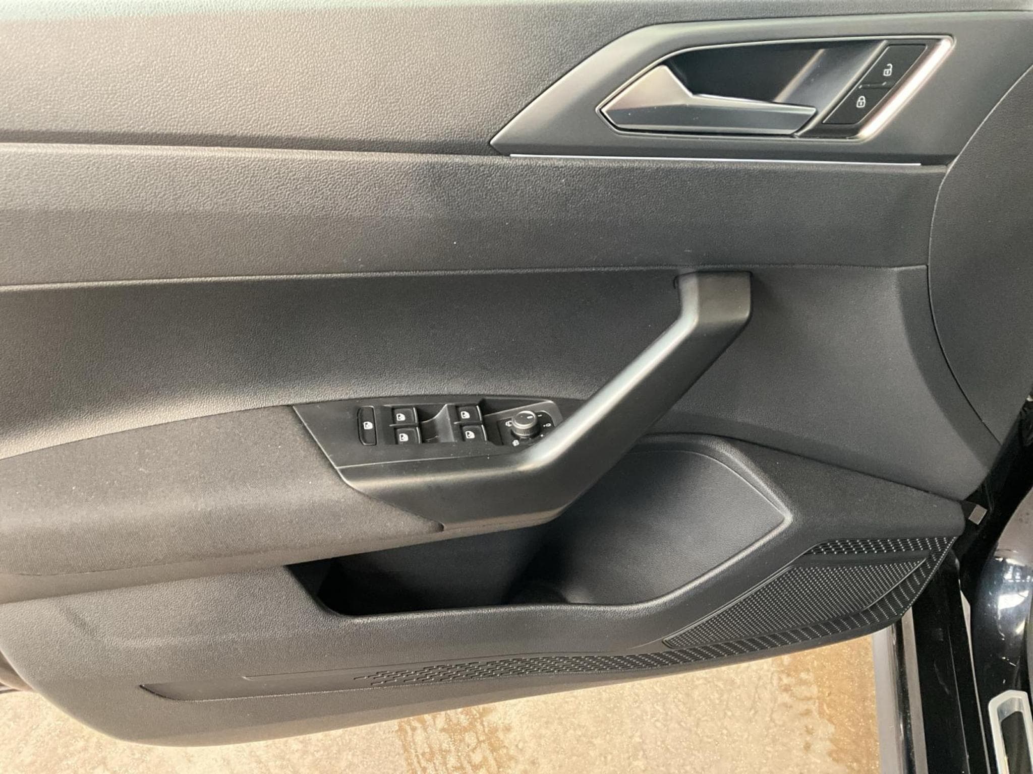 VW Polo R-Line+DSG+P.Style+P.Lumiere (2022) - Foto 14