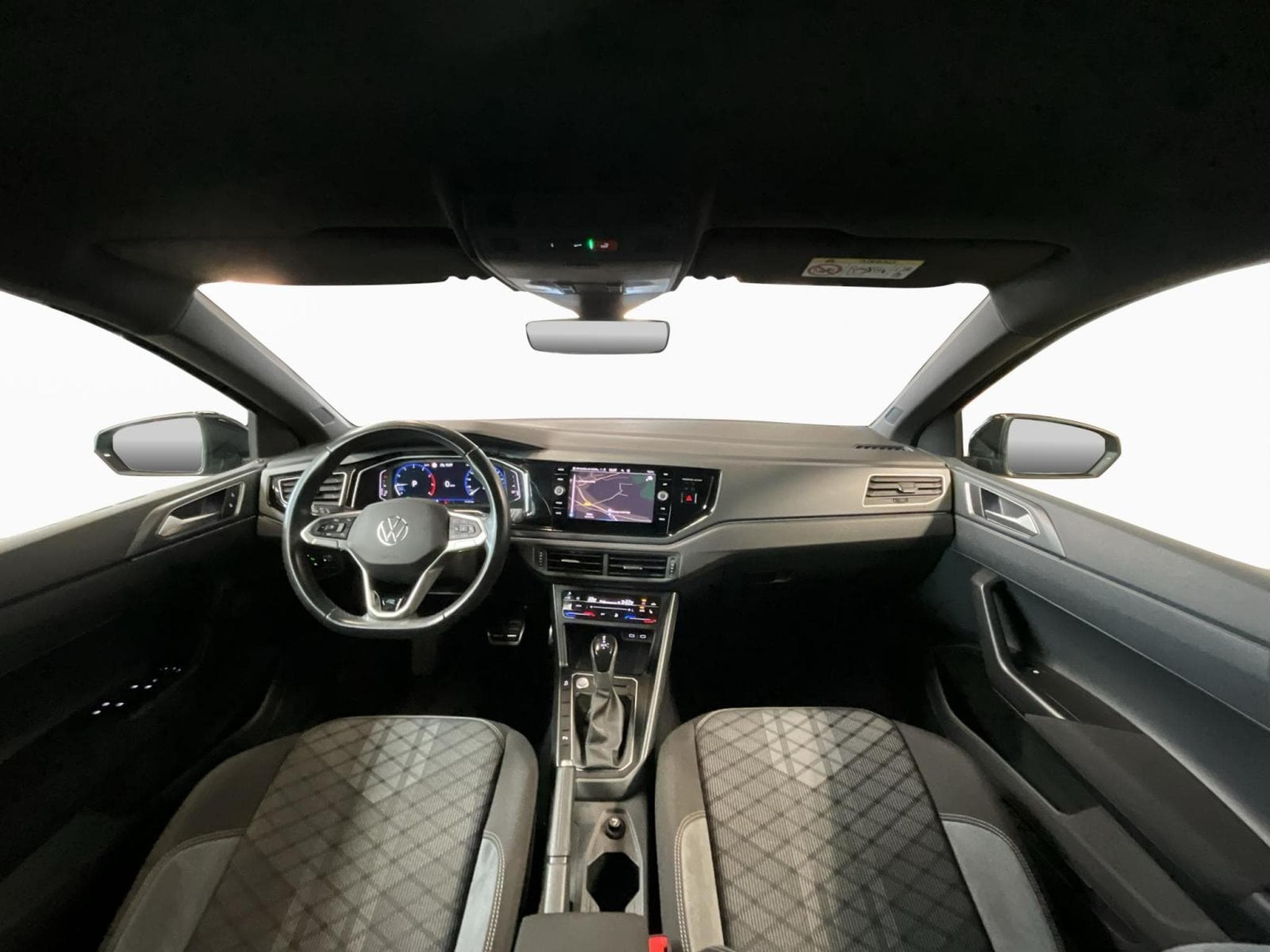 VW Polo R-Line+DSG+P.Style+P.Lumiere (2022) - Foto 2