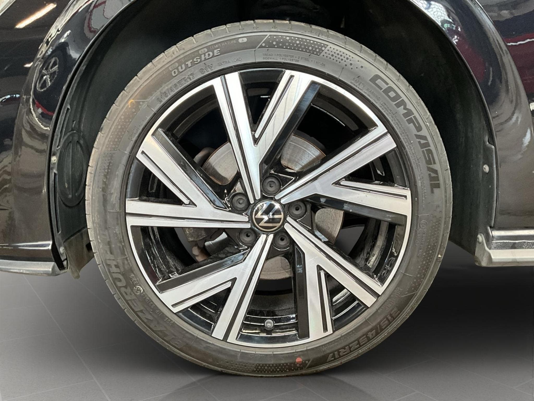 VW Polo R-Line+DSG+P.Style+P.Lumiere (2022) - Foto 8