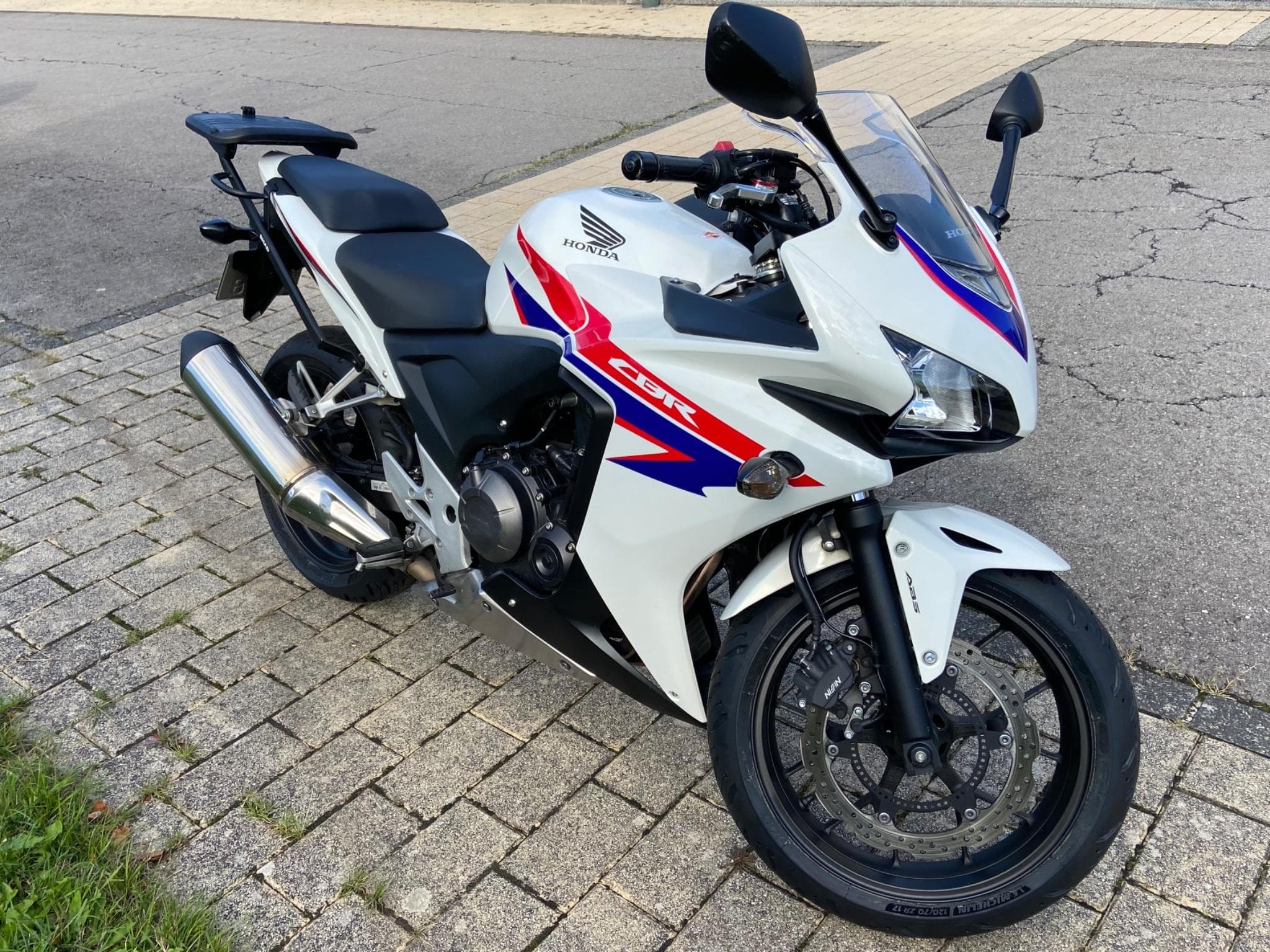 Honda CBR CBR500RA (2013) - Photo 1