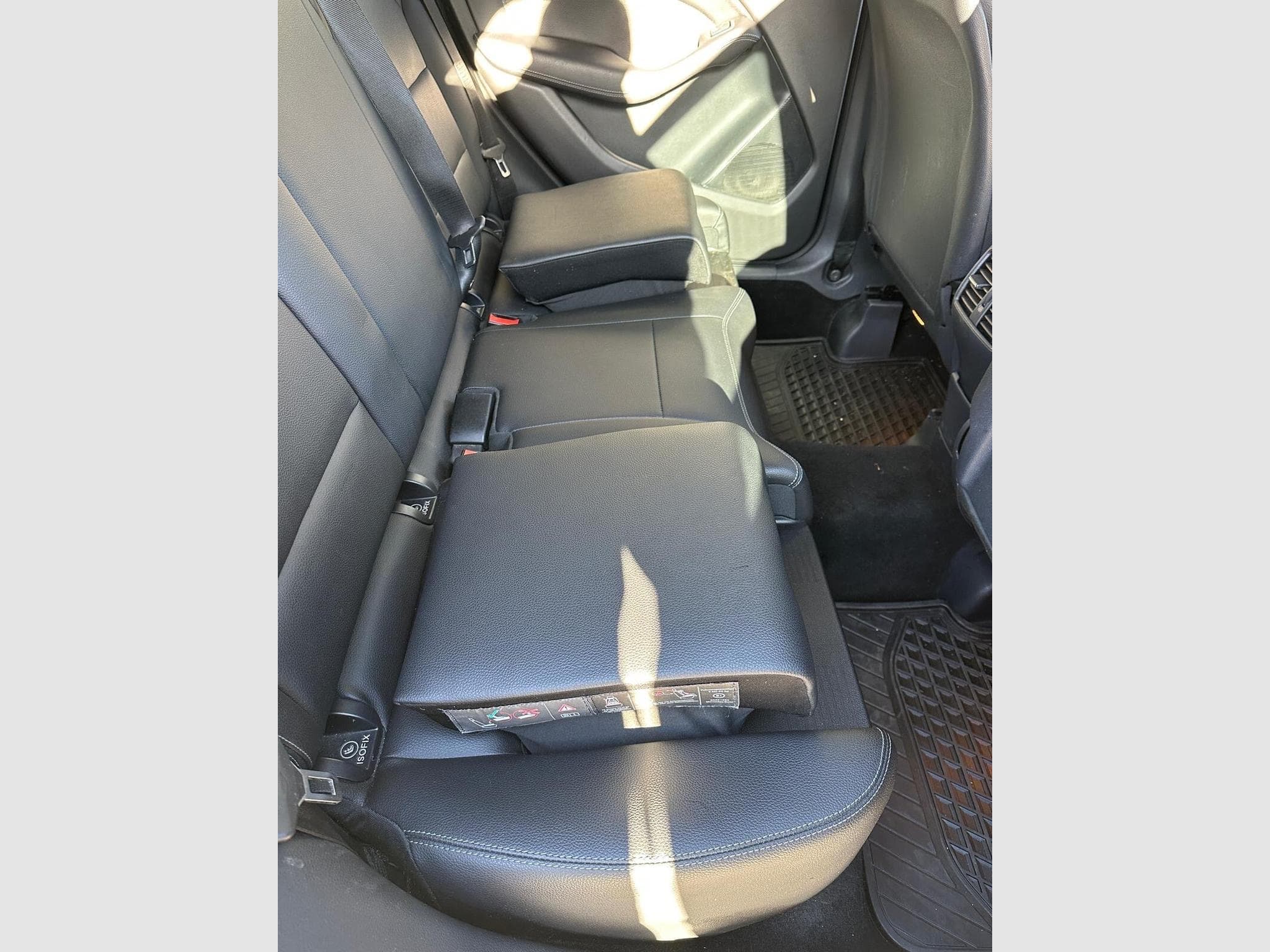 Mercedes B 180 Business Led (2017) - Photo 7