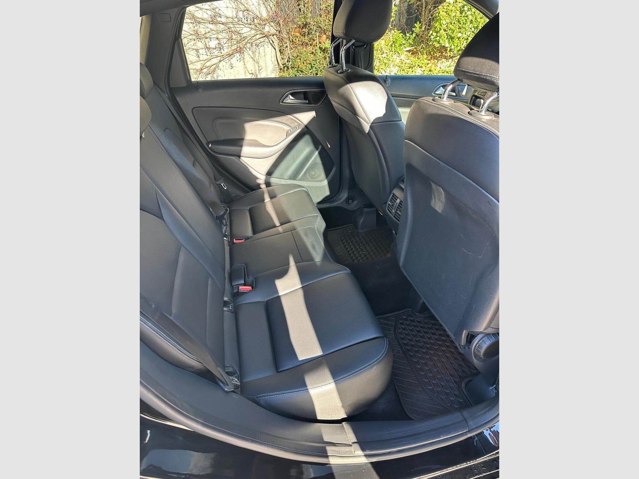 Mercedes B 180 Business Led (2017) - Photo 6