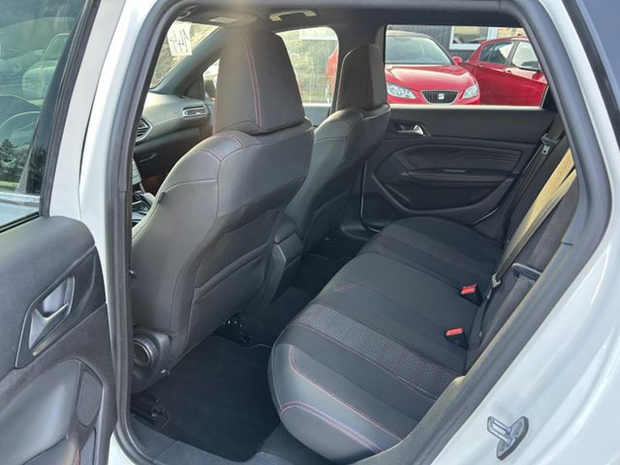 Peugeot 308 308 SW Allure *GT-Line*Autom.*Navi*Kamera*LED* (2019) - Photo 8